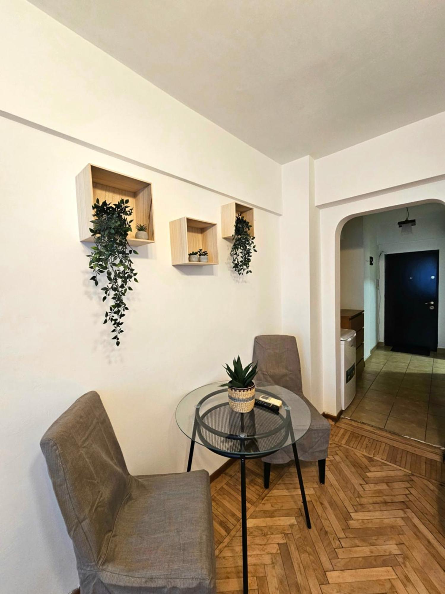 Apartment Low Cost Studio Bucharest