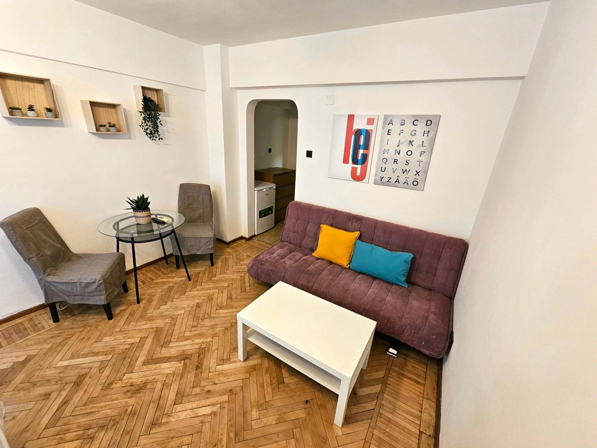 Low Cost Studio Bucharest