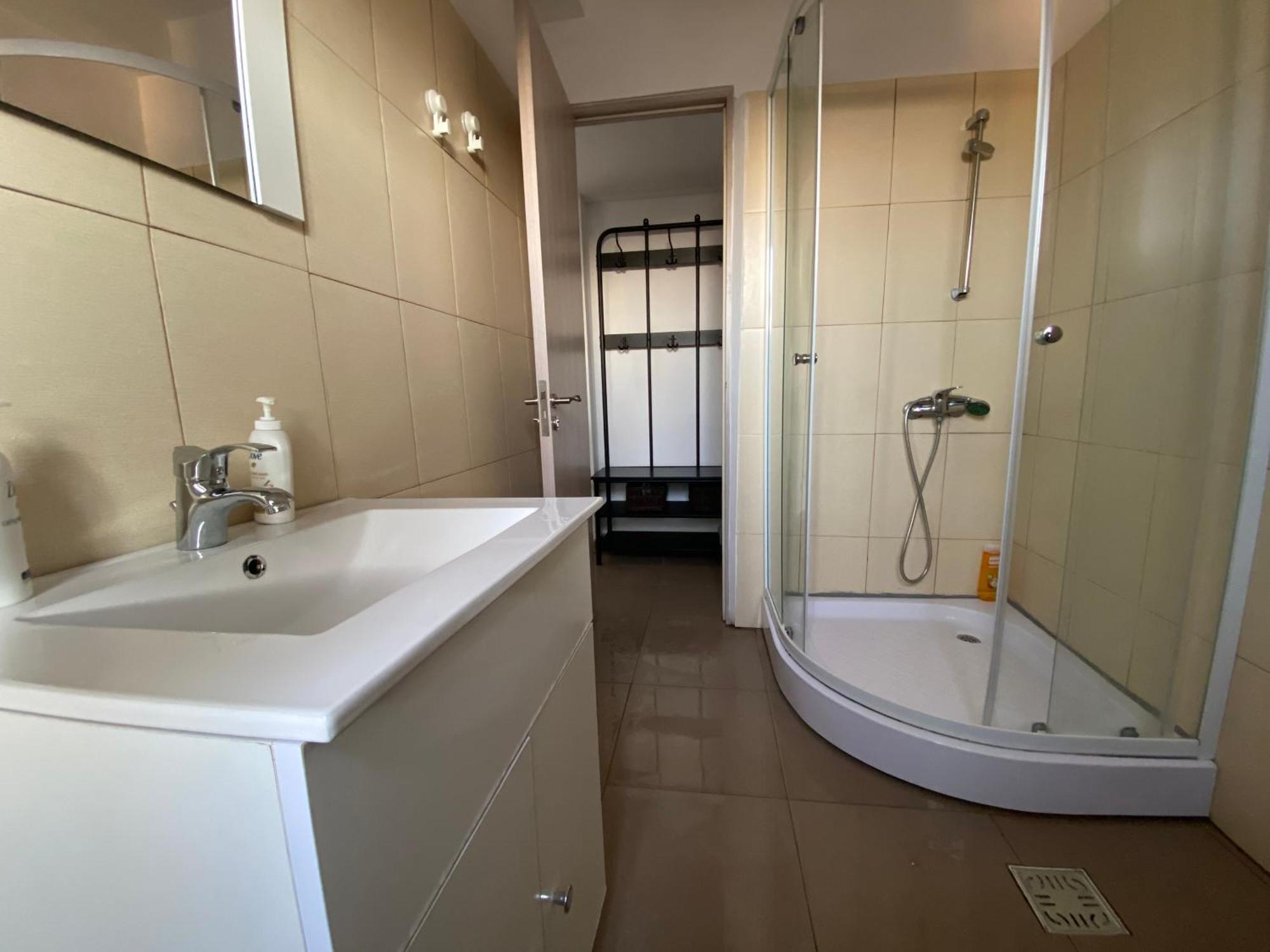 Gorgeous Near Old Town Apartament Bucureşti
