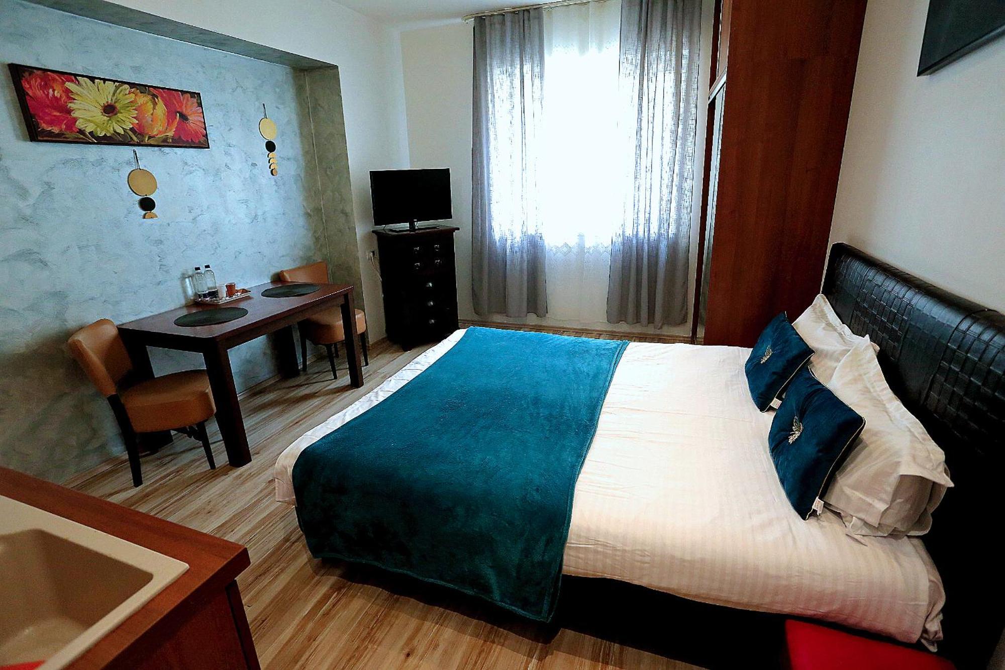 Cataleya Apartment