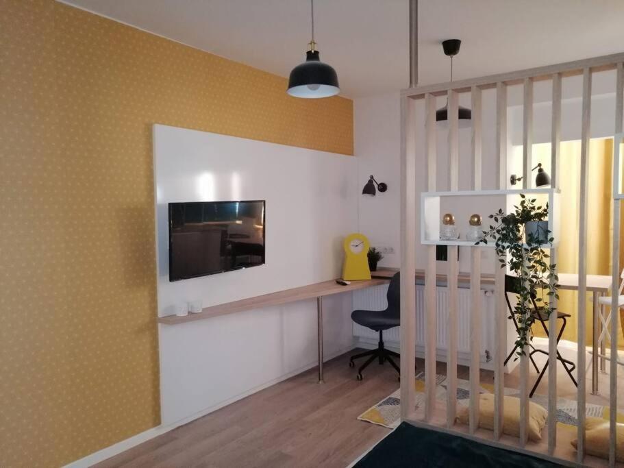 Apartment Cozy Up