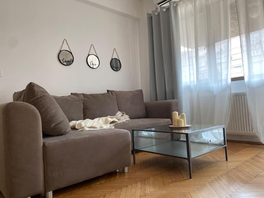 2 Bedroom With Terrace In Center Apartment