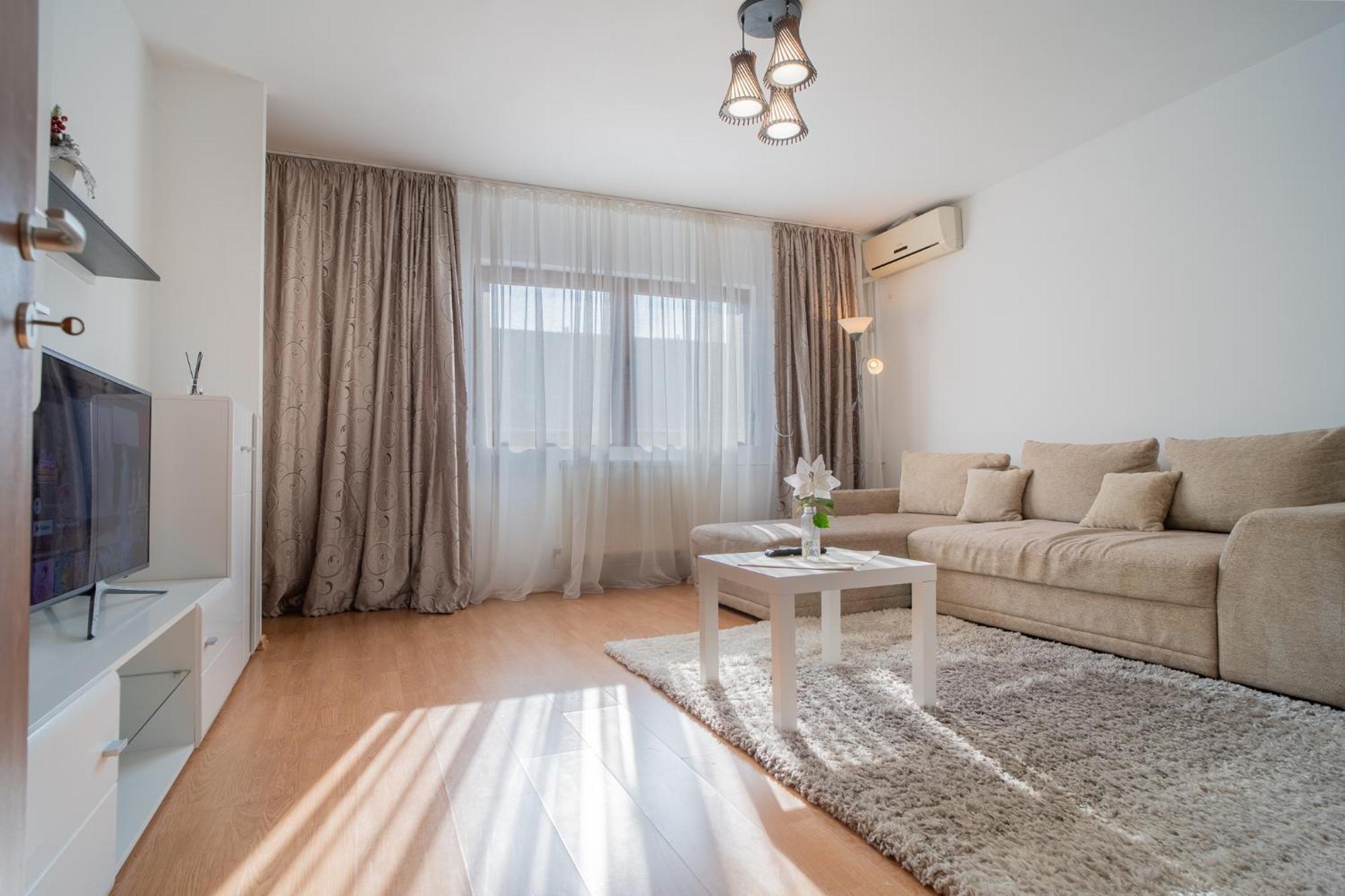 Renovated Gem Plumbuita Park Apartment Bucharest