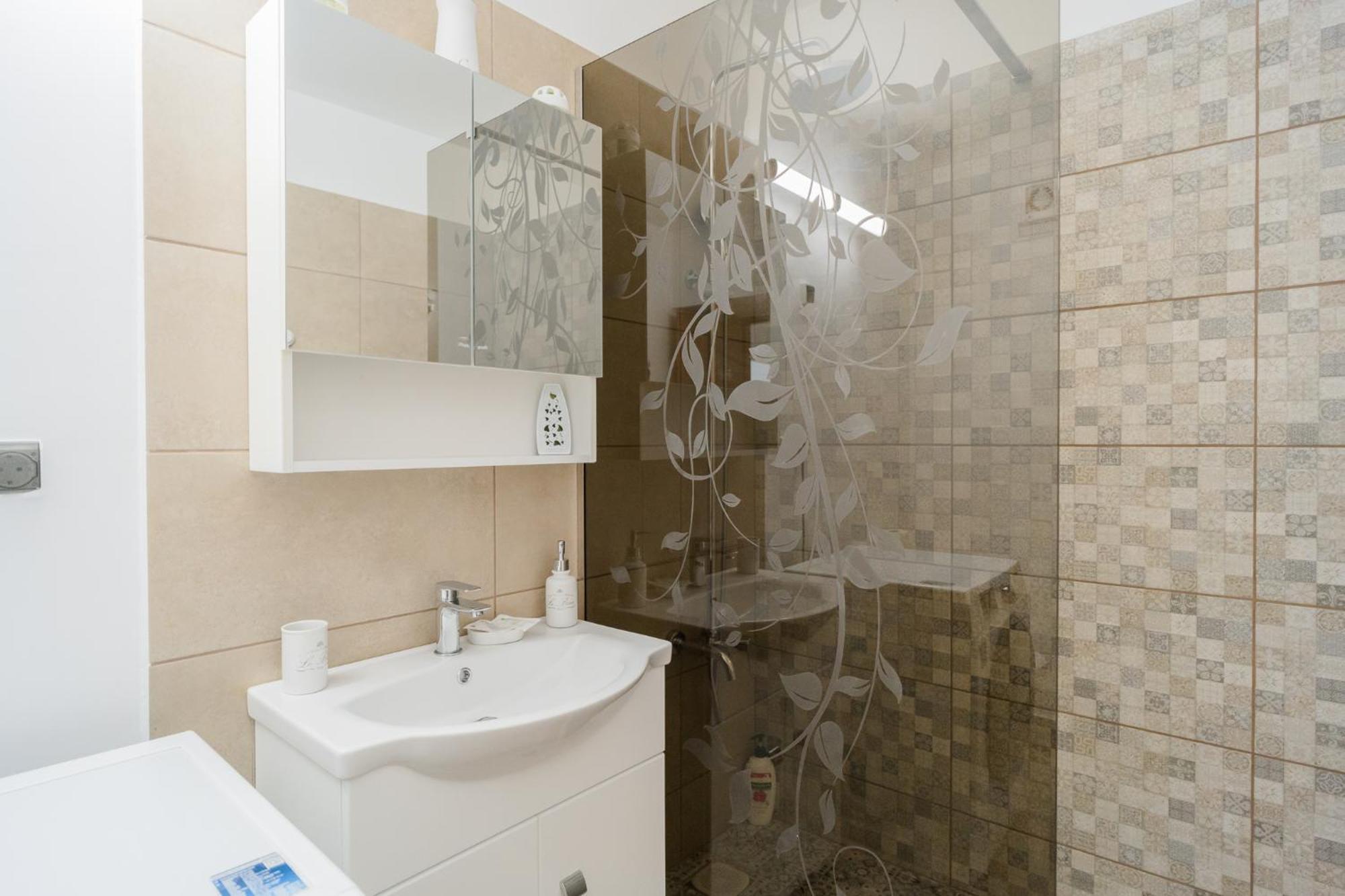Renovated Gem Plumbuita Park * Bucharest