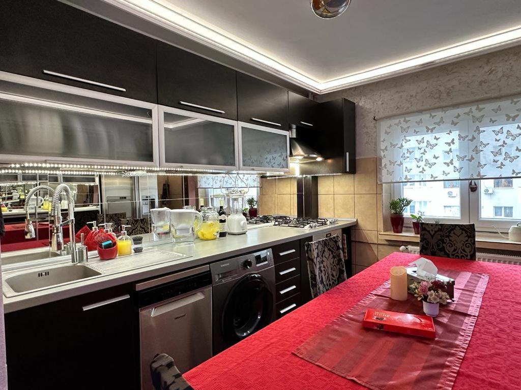 Centrul Vechi Biblioteca Nationala Apartment