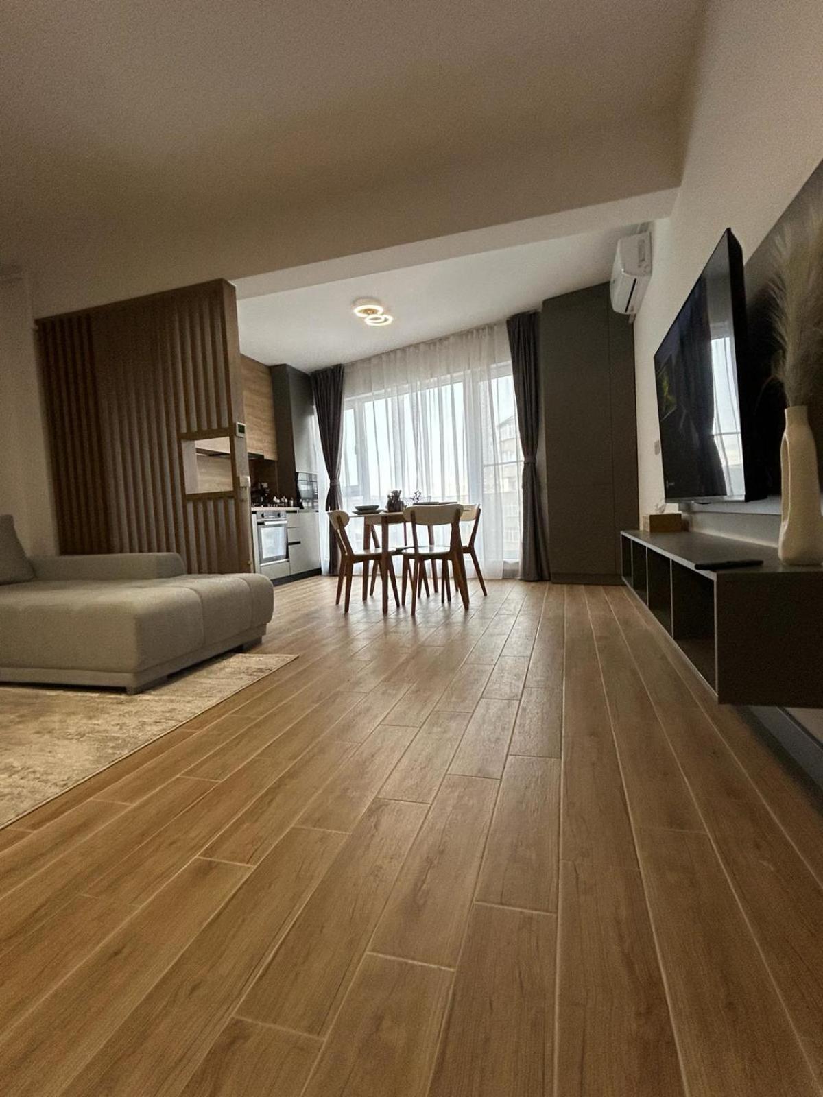 B.l Apartment *