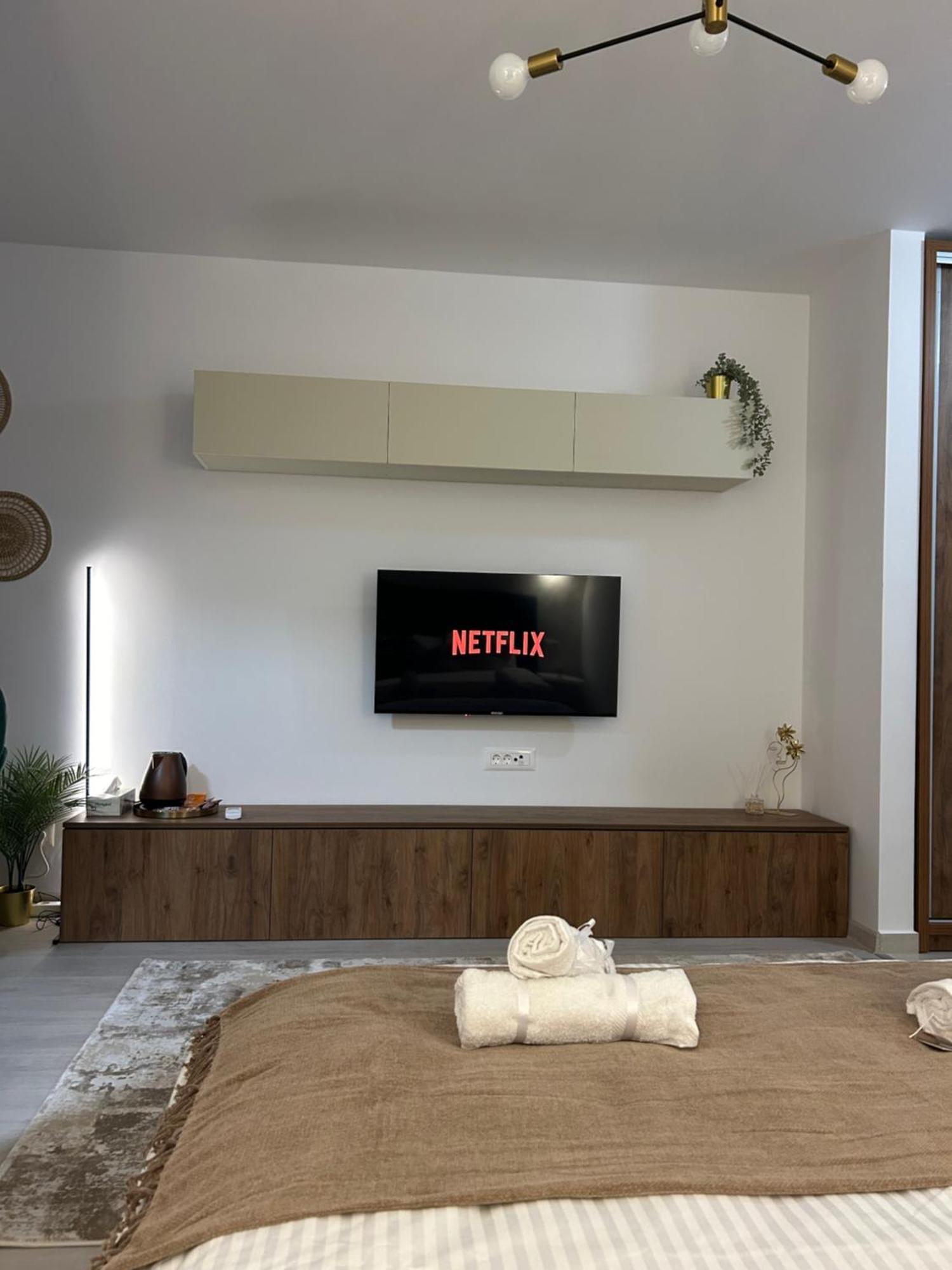 N & D Luxury Studio Apartament *