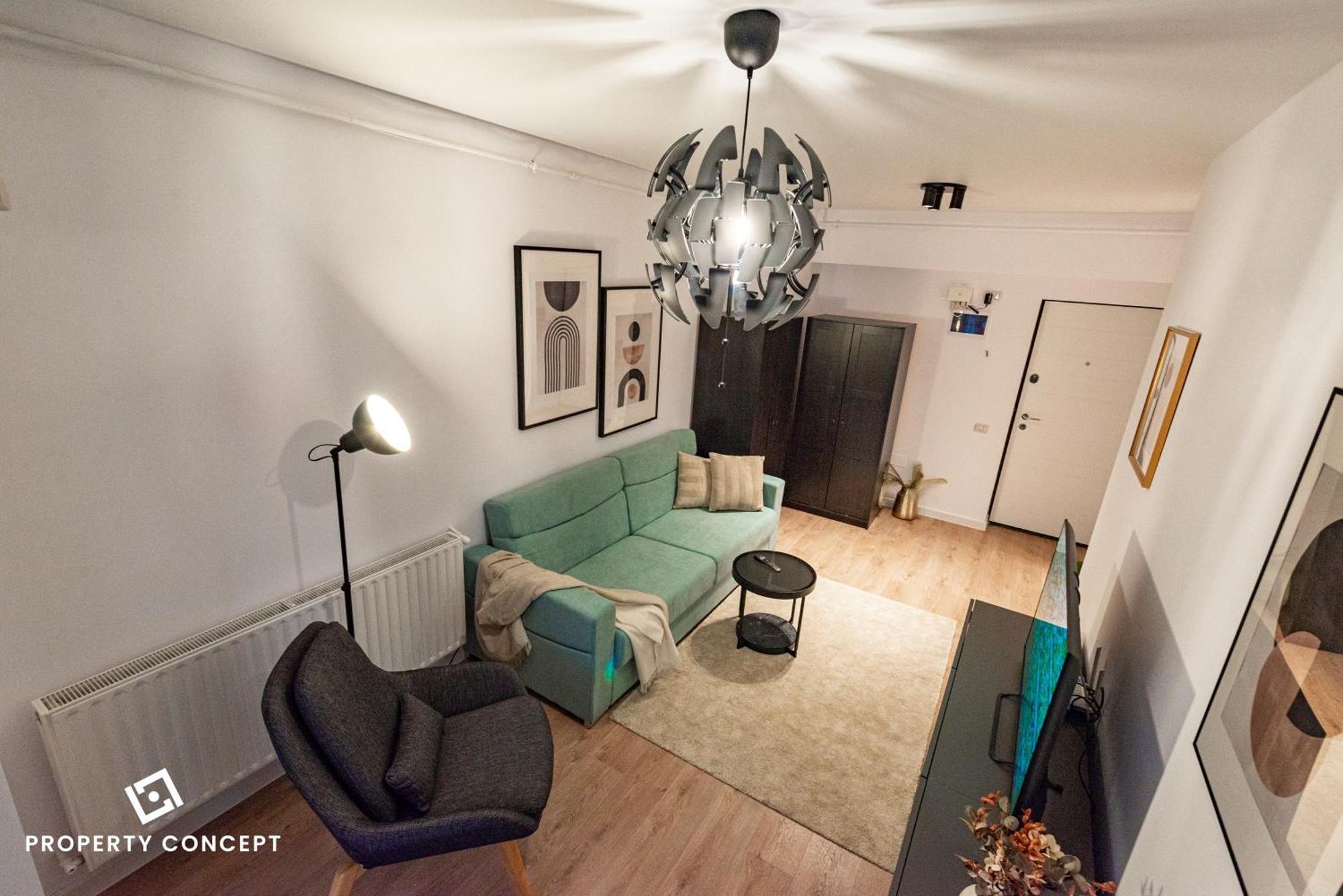Apartment 812b3