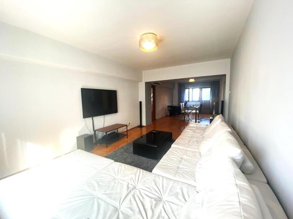 Romana 100 Sqm Deluxe Apartament Apartamento Bucareste