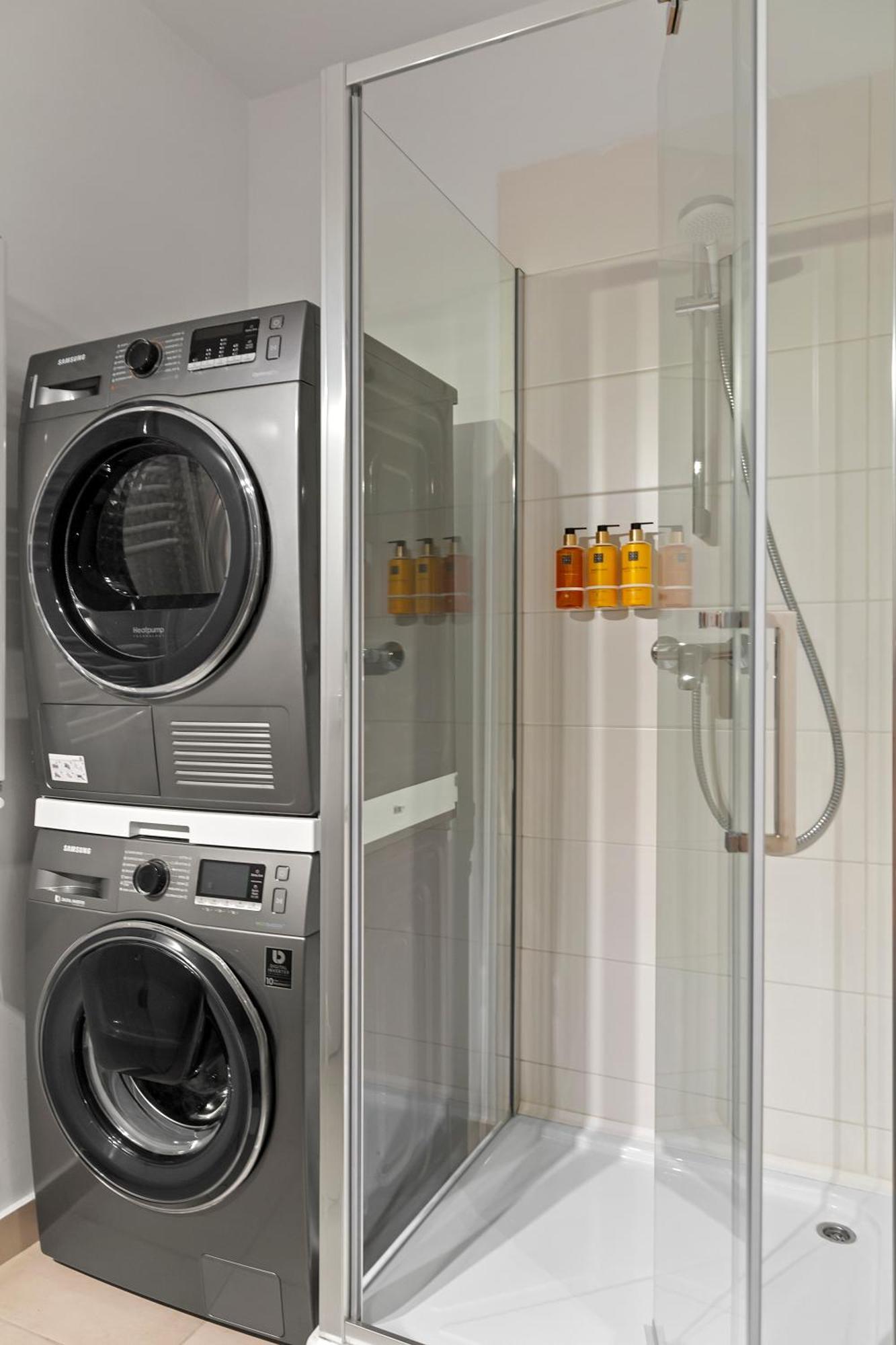 Apartamento Mido Park With Private Parking & Self Check-in Bucareste