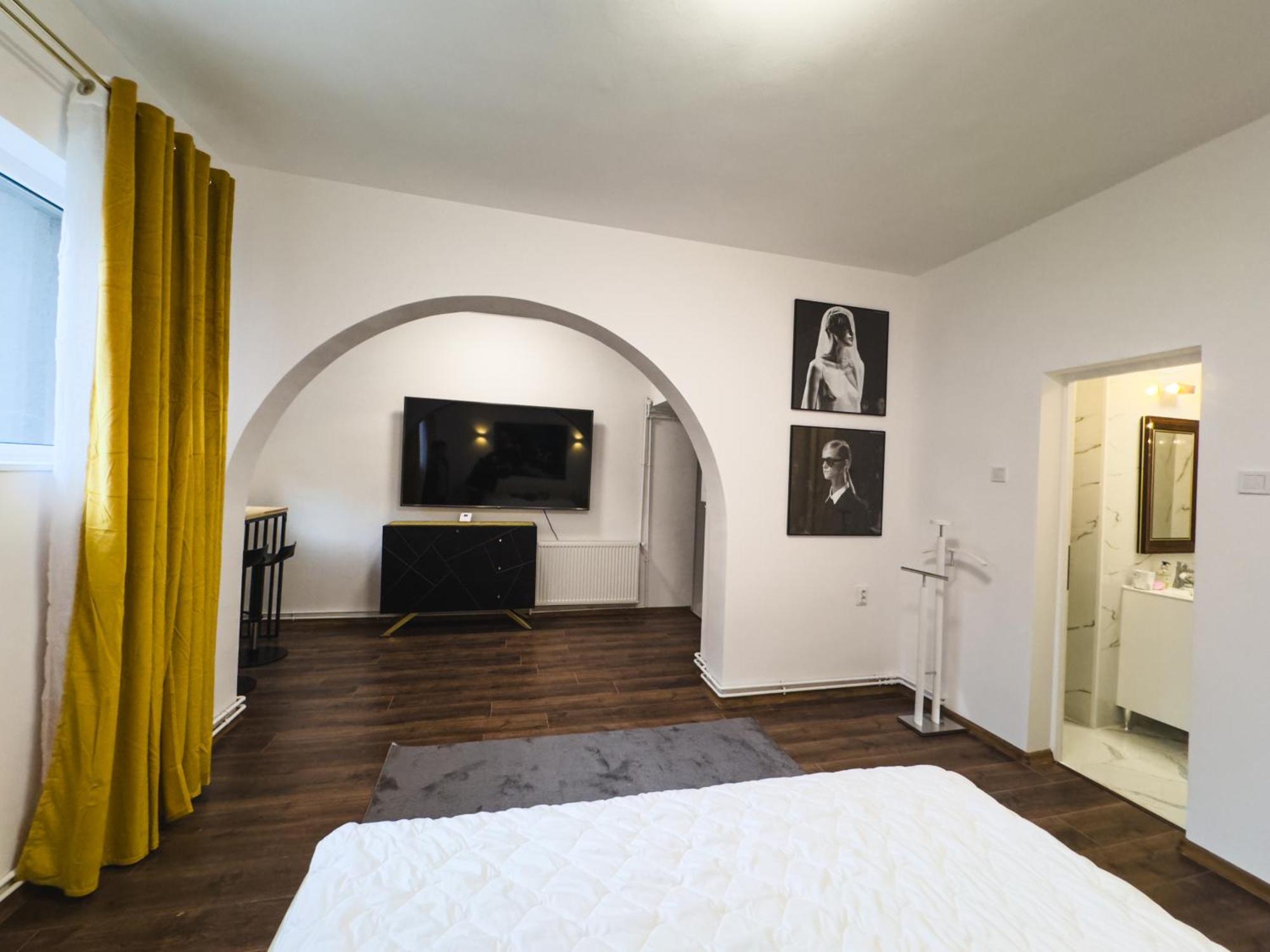 Loving Downtown By Chr Luxury Apartment