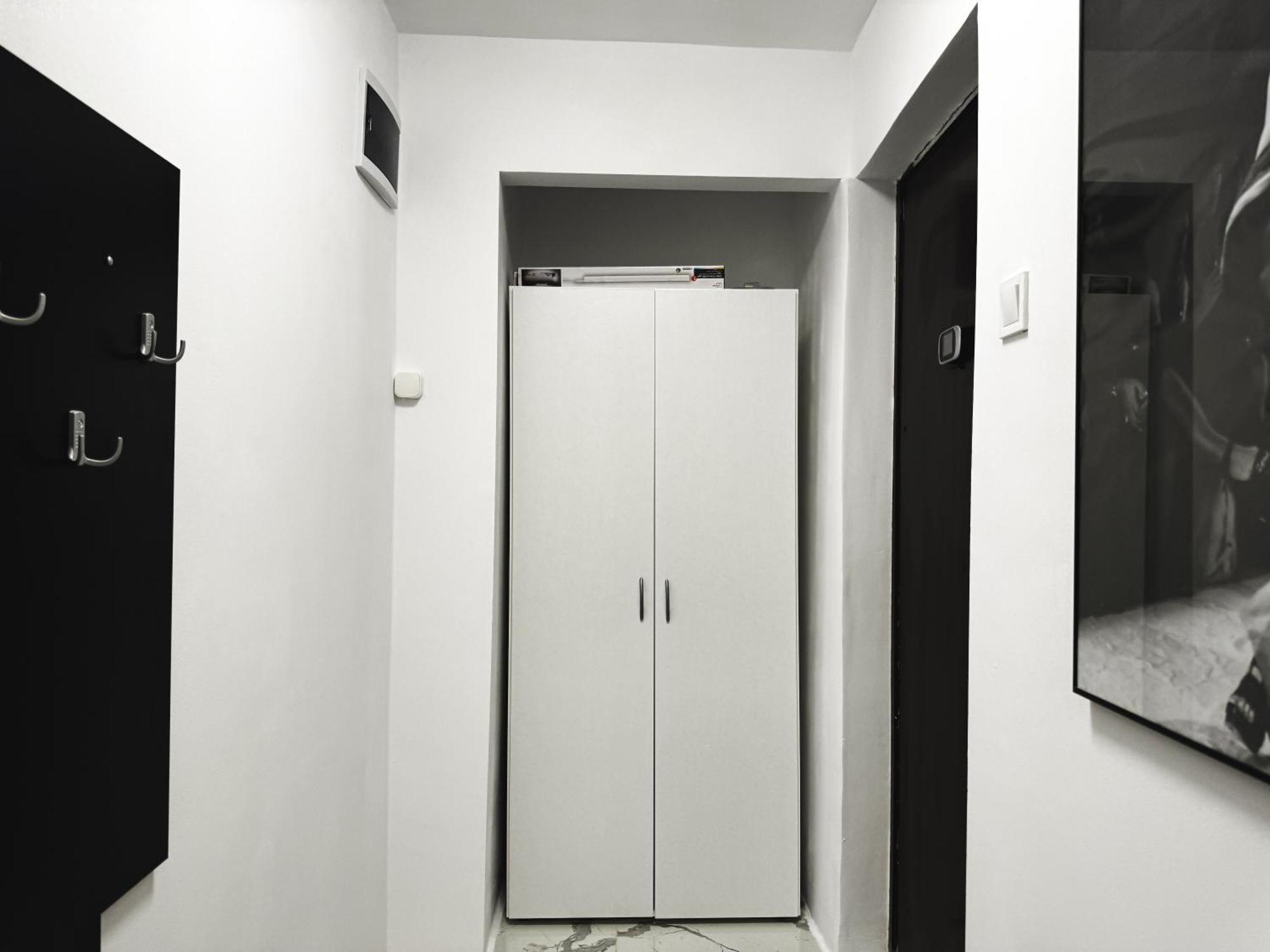 Apartment Loving Downtown By Chr Luxury