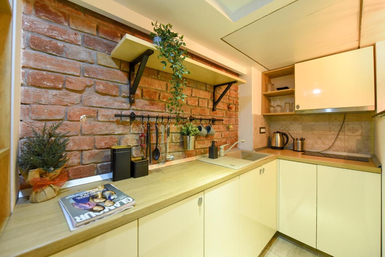 Regina Elisabeta Duplex-style Studios: Cozy Haven In The City Center Apartment Bucharest