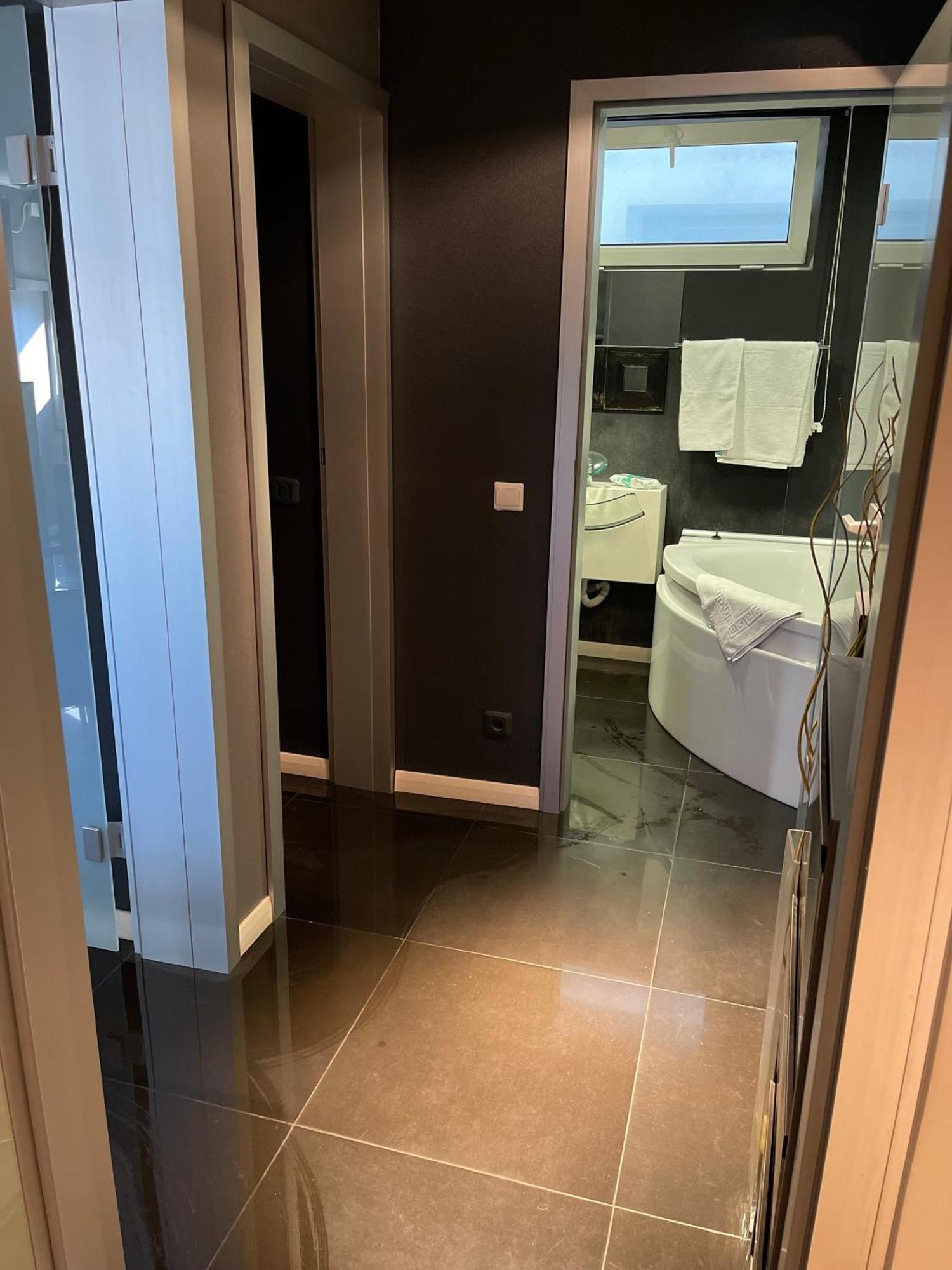 Apartment Black Nr1 *