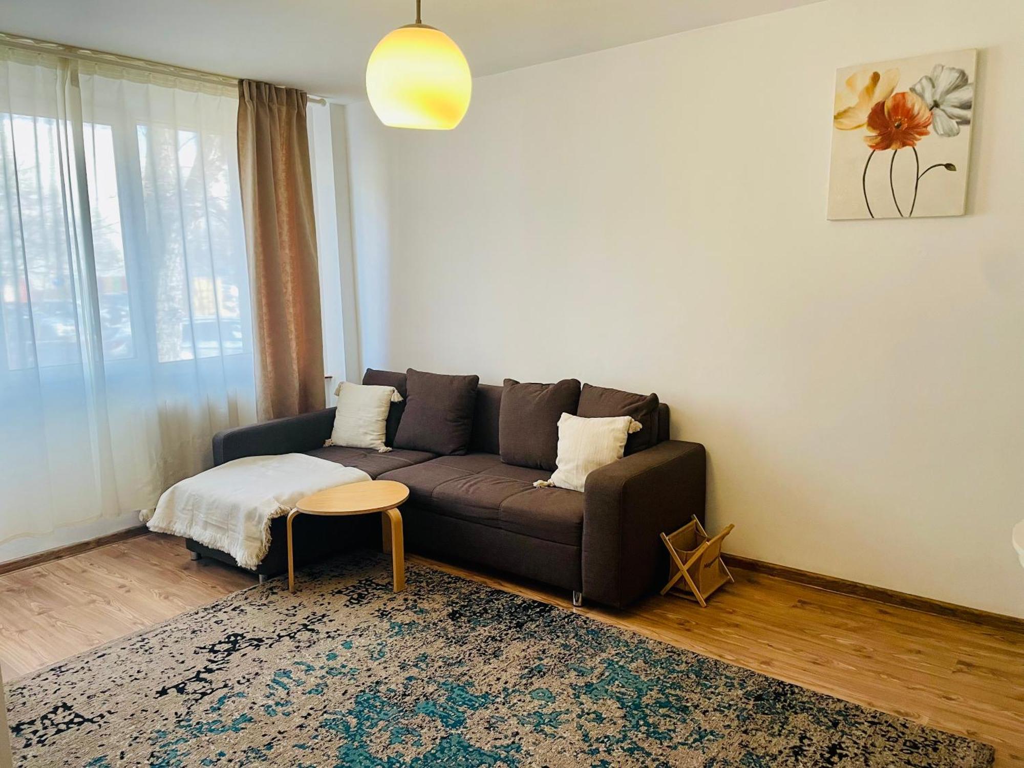 Apartment Thias -parter, Langa Spitalul Marie Curie