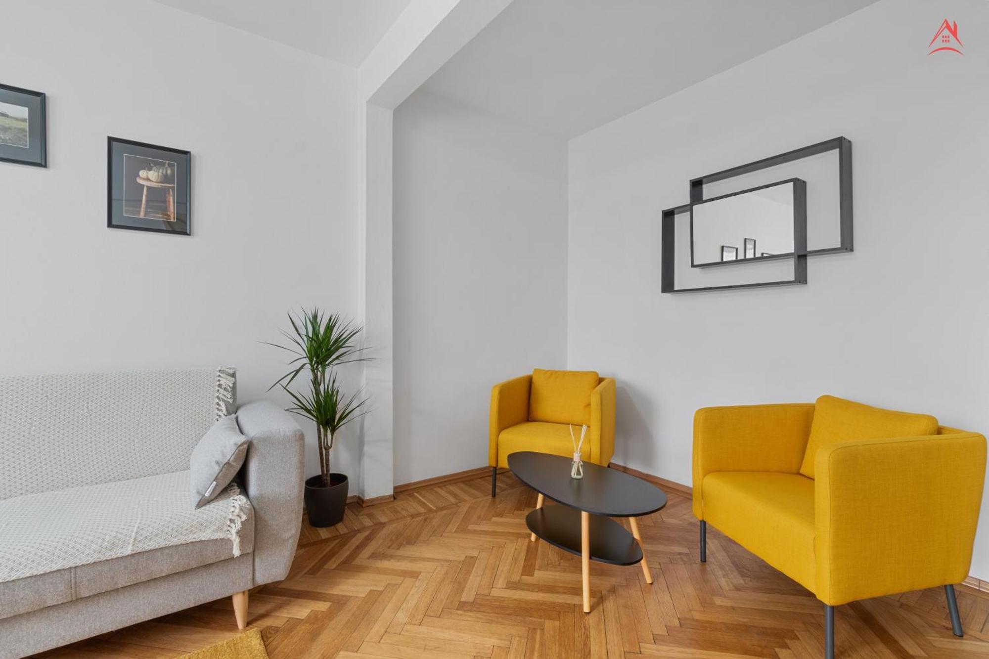Apartment Eroilor Amazing Dambovita View