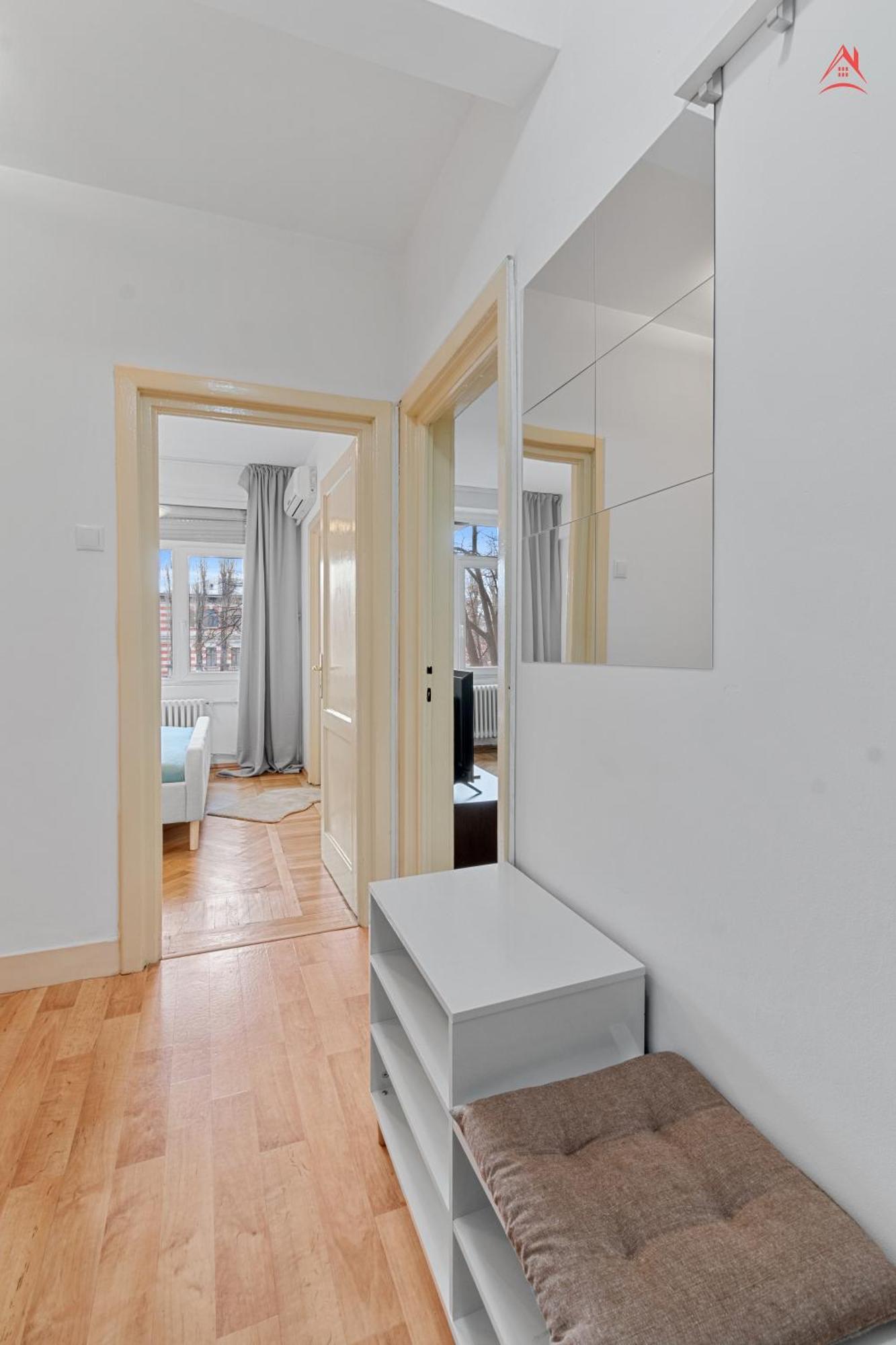 Apartment Eroilor Amazing Dambovita View Bucharest