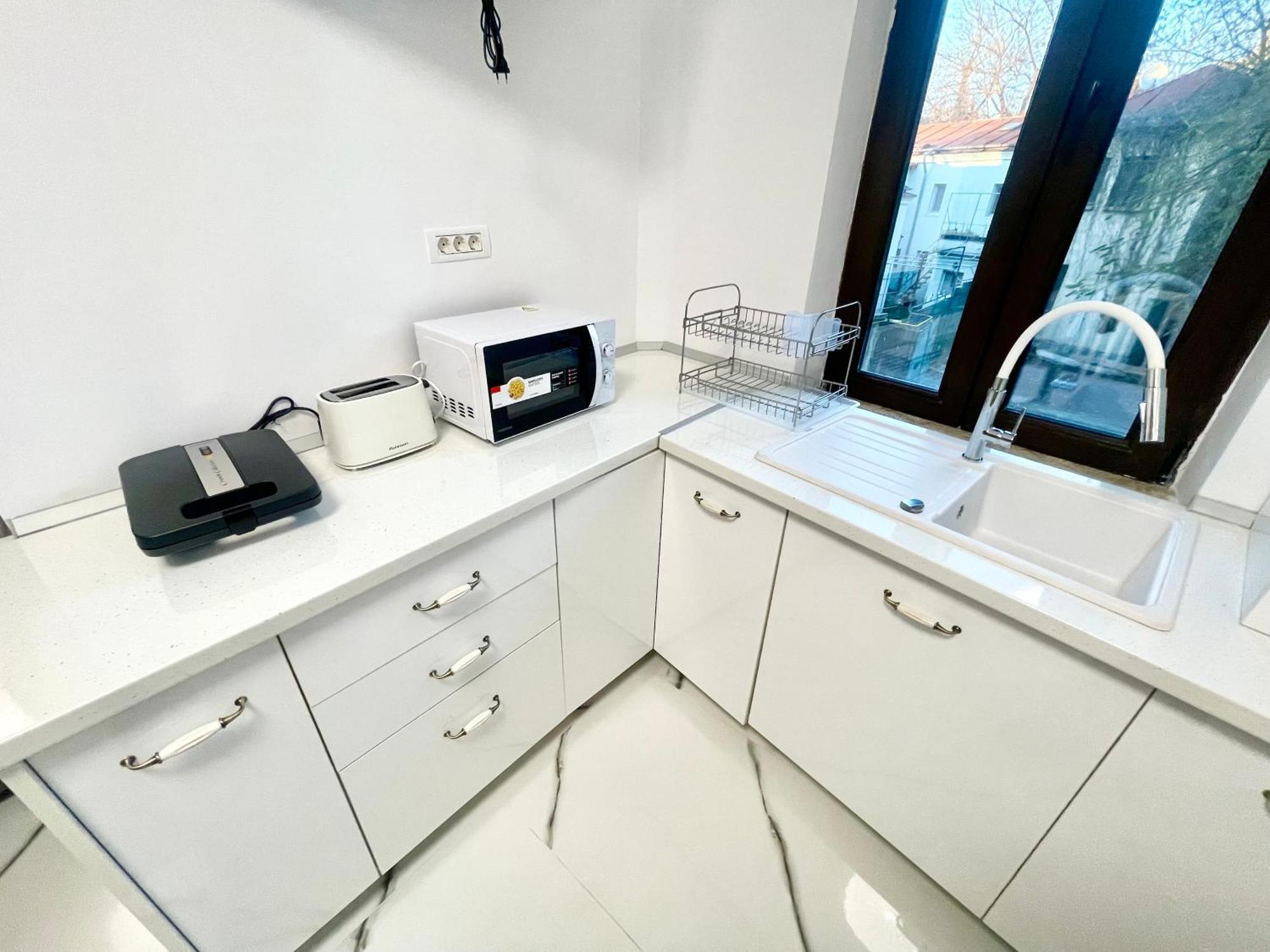 Elephant Apartment *