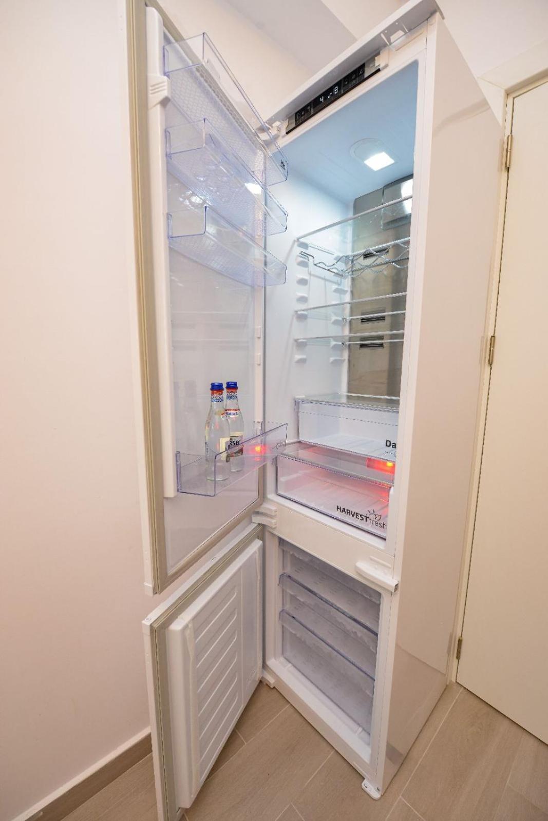 Apartment - Private Parking *
