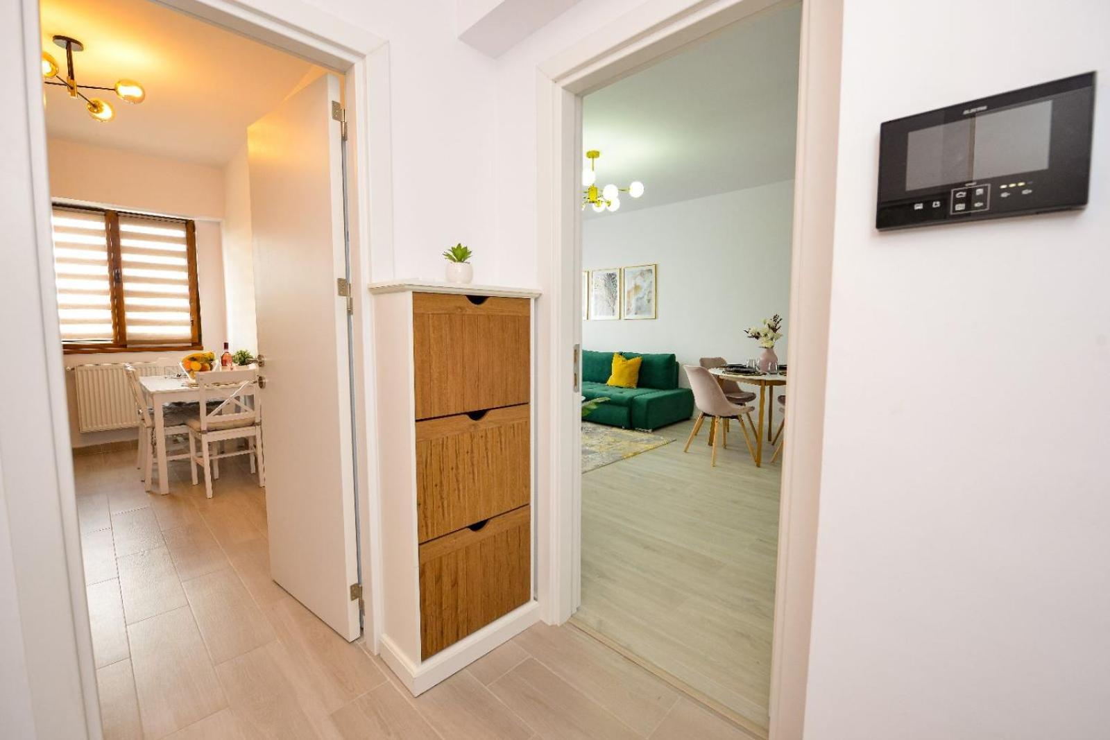 Apartment - Private Parking *