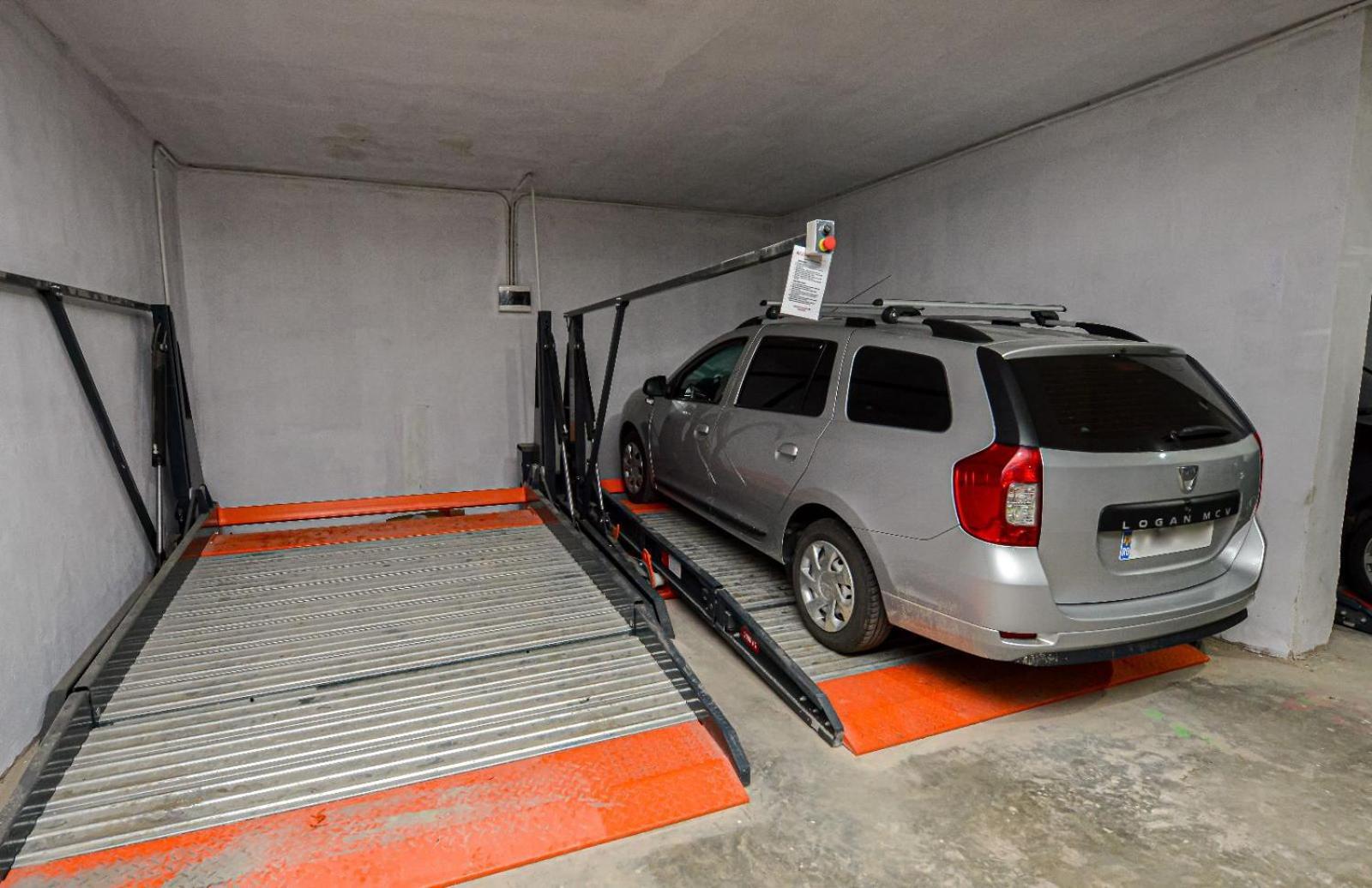 - Private Parking Bucharest