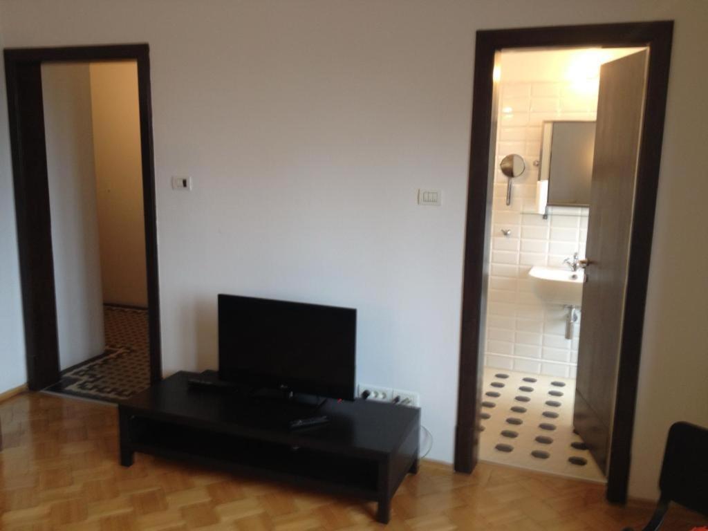 Apartment Across From Intercontinental *