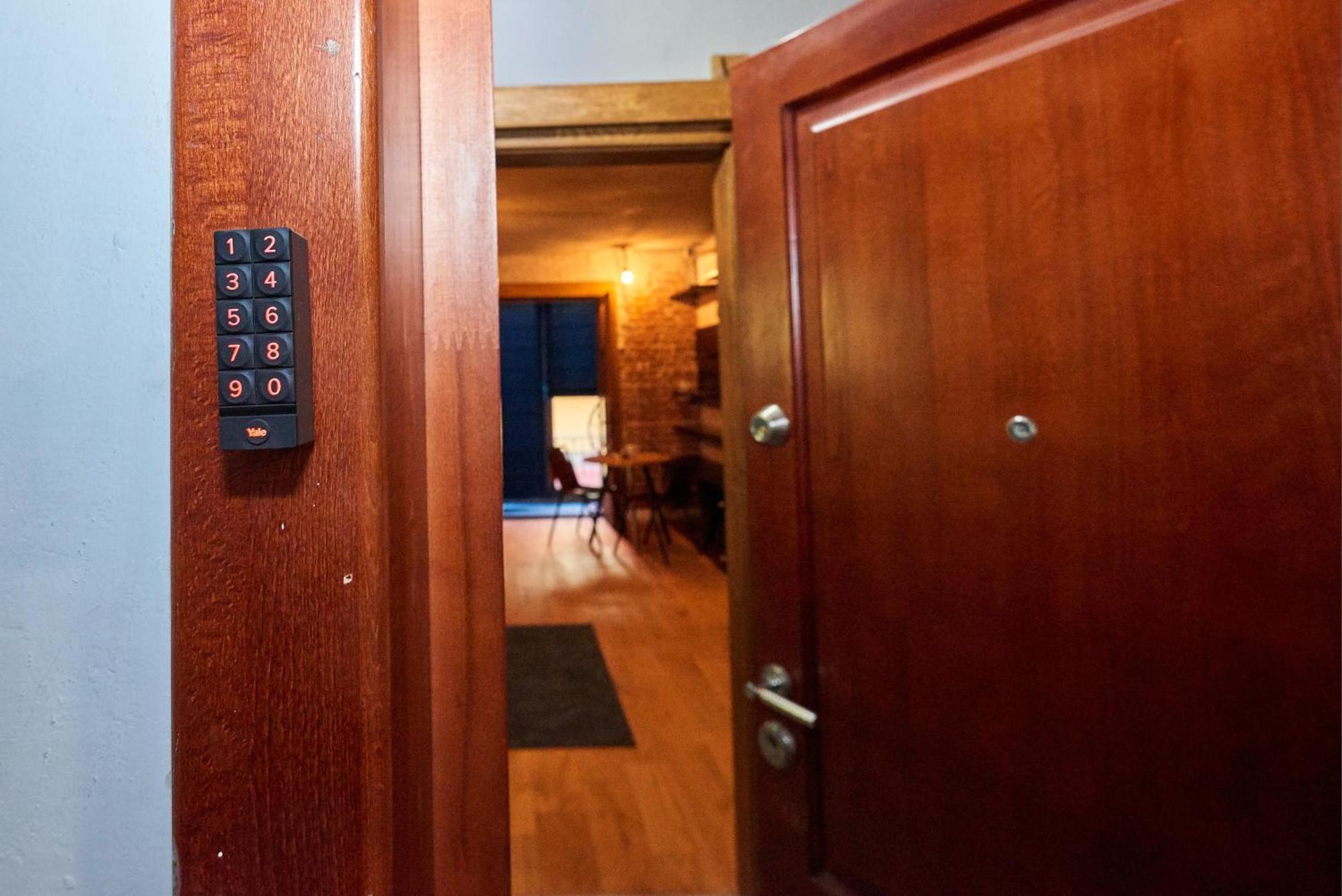 Apartment Chic - Free Netflix, Coffee & Water Included Bucharest