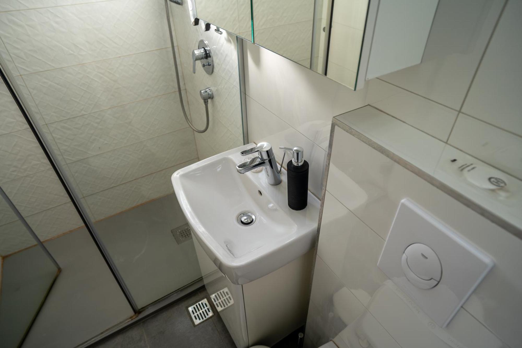 Downtown, Ideal For Longer Stays, Family Friendly - Nb73a Apartment Bucharest