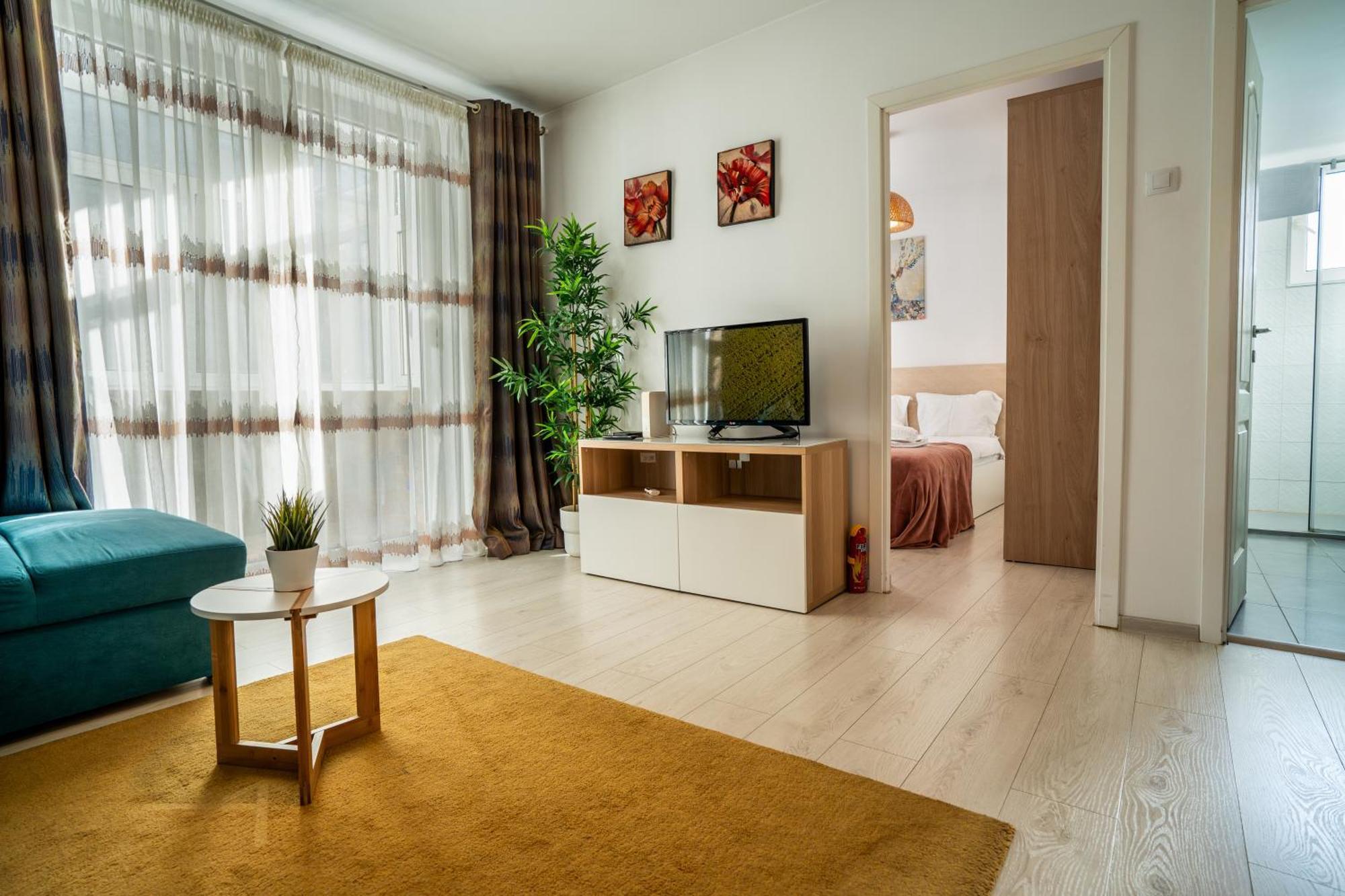 Apartment Downtown, Ideal For Longer Stays, Family Friendly - Nb73a *