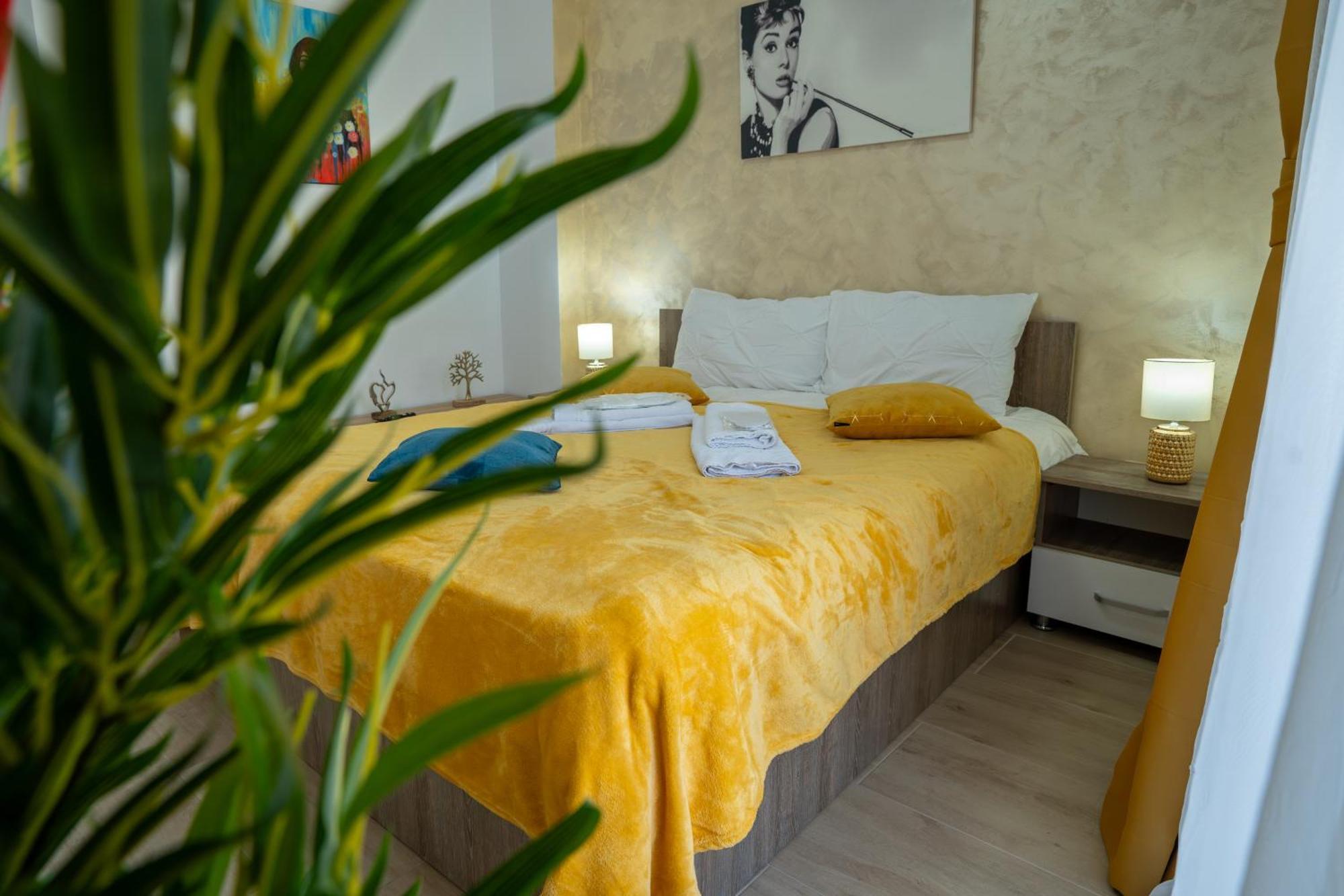 Lovely New Balcony Cismigiu Park - Pop5 Bucureşti