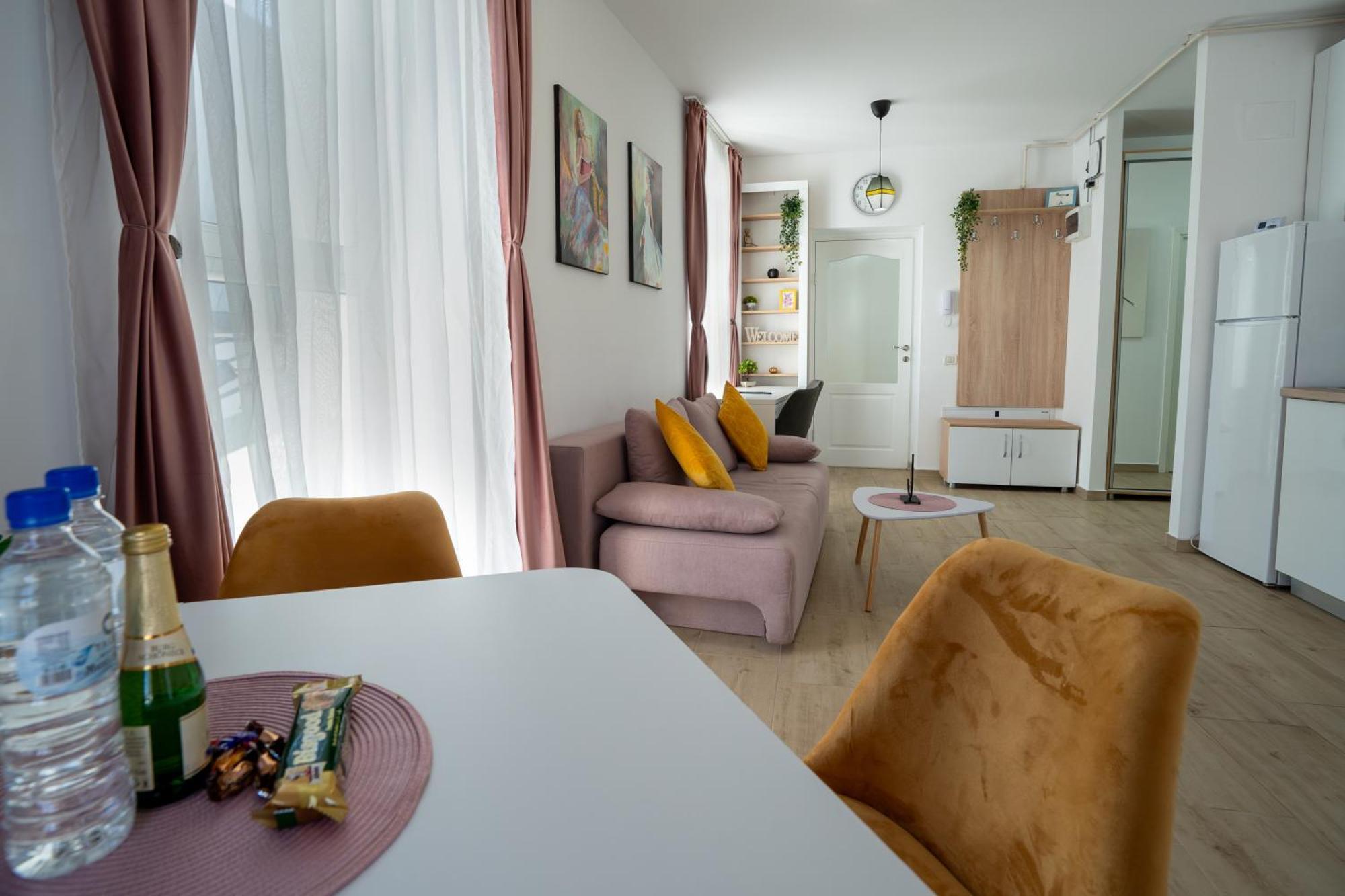 Lovely New Balcony Cismigiu Park - Pop5 * Bucureşti