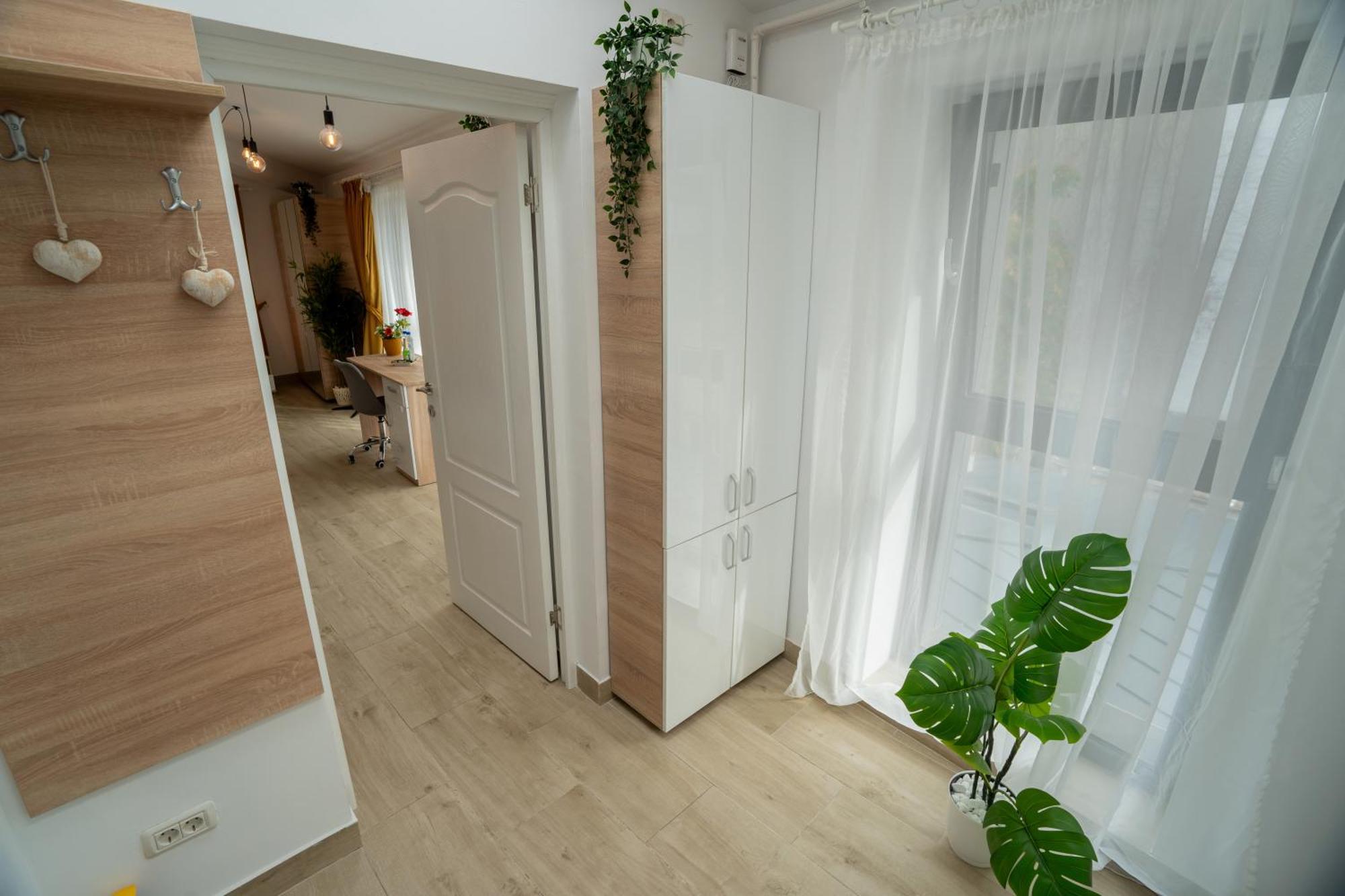 Cozy & Comfortable Apartment, Cismigiu Park - Pop7 Apartament *