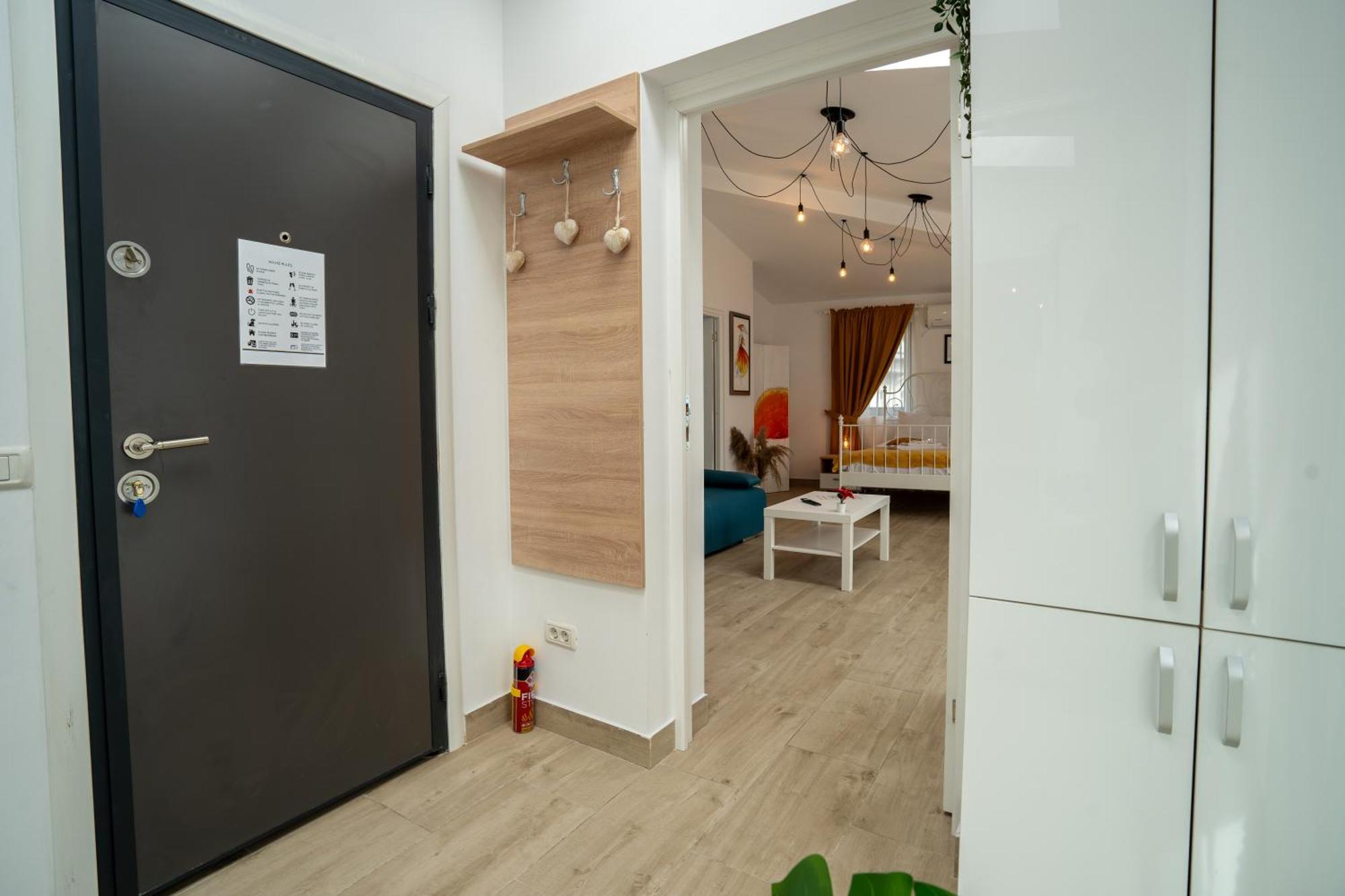 Apartament Cozy & Comfortable Apartment, Cismigiu Park - Pop7