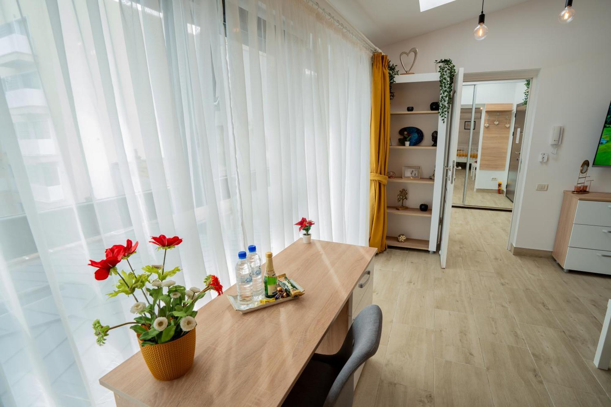 Cozy & Comfortable Apartment, Cismigiu Park - Pop7 Apartament *