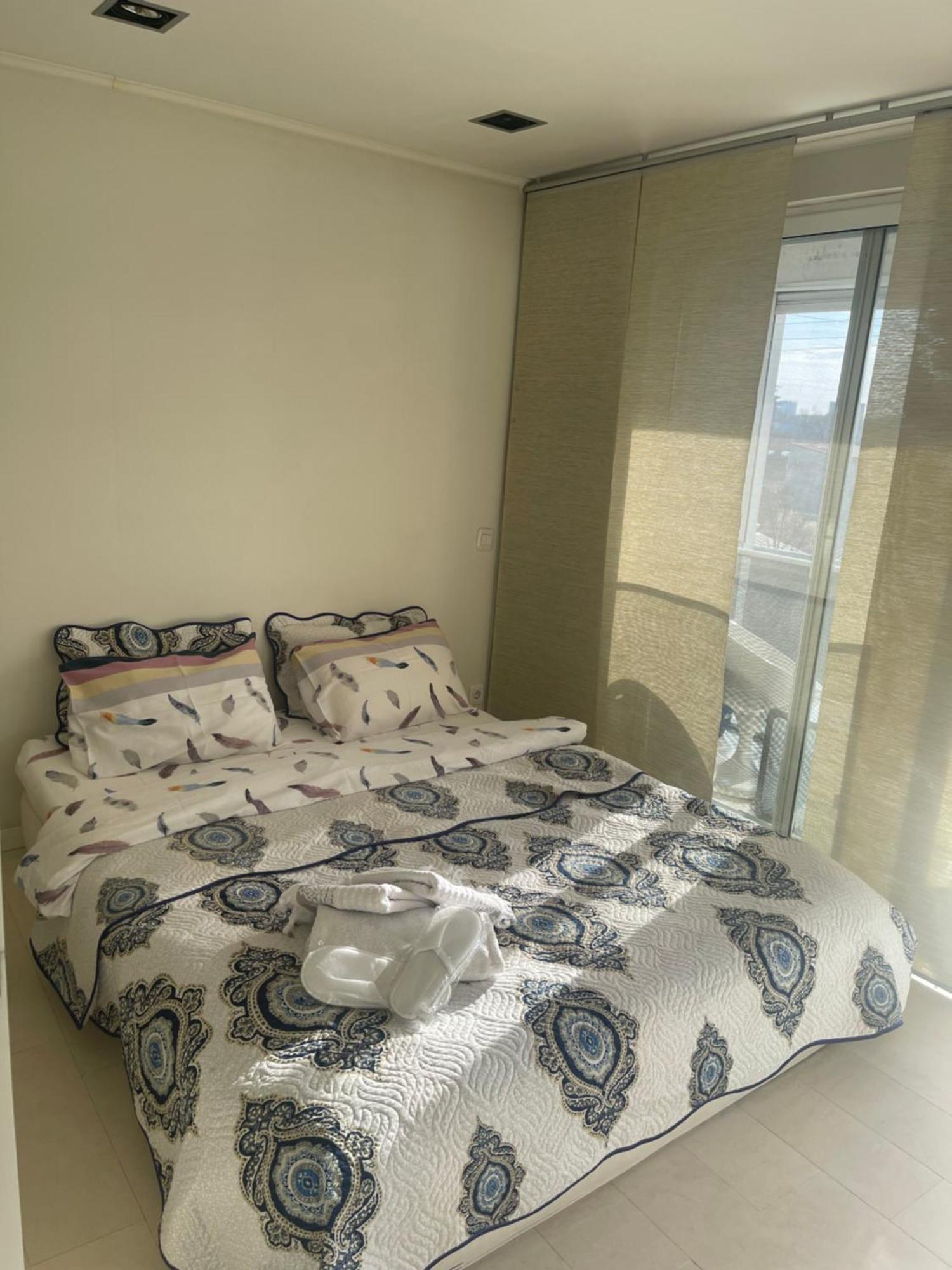 Apartment Black Nr1 Bucharest