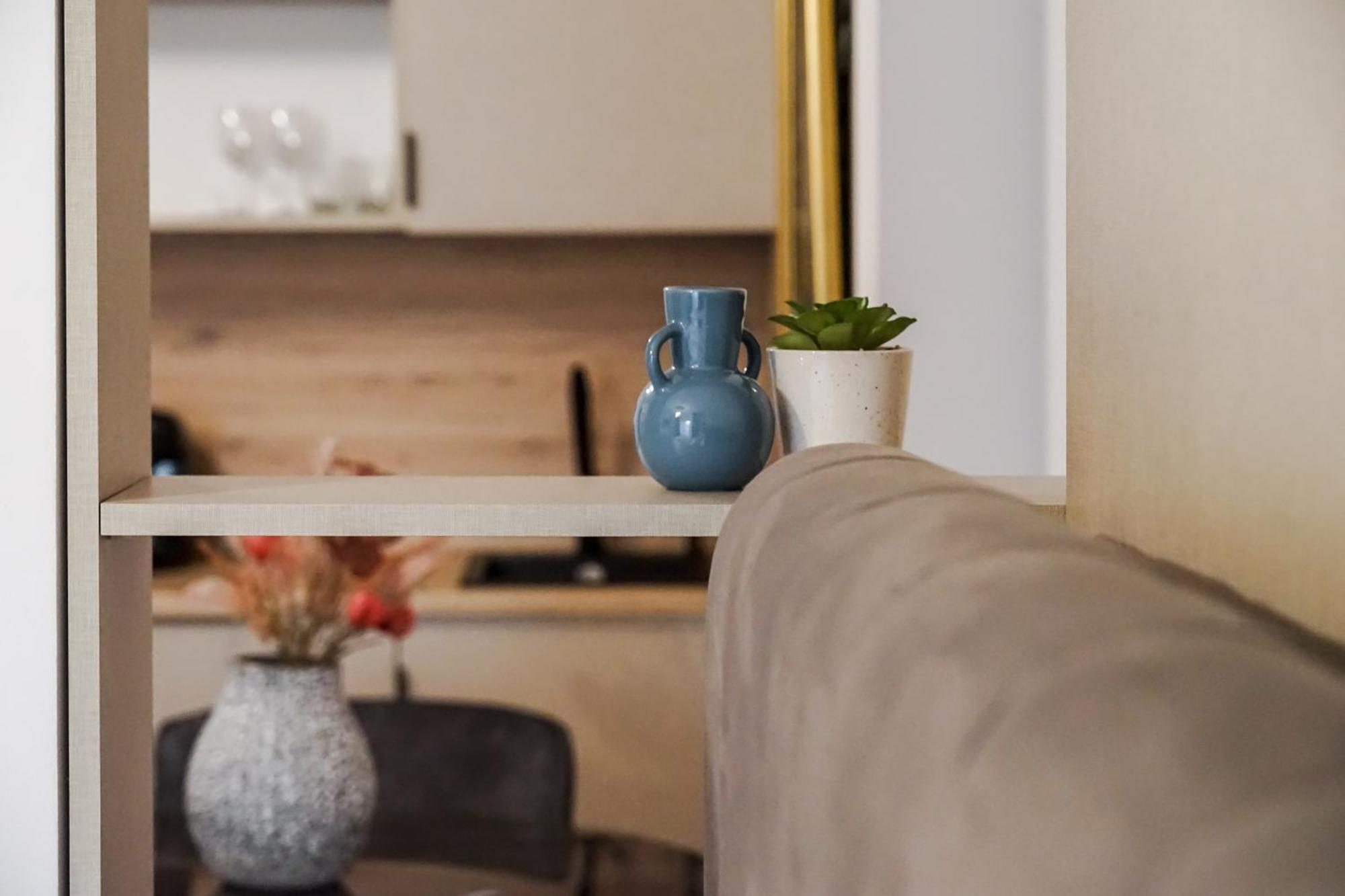 April Apartment