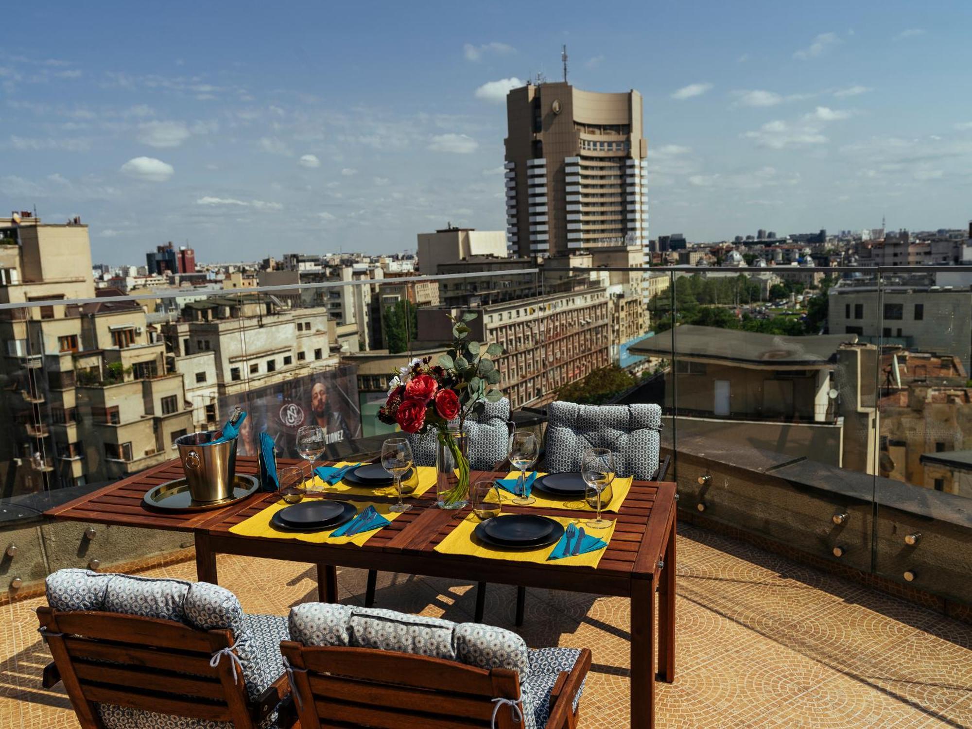 Wilson Old Roof Apartament Bucureşti