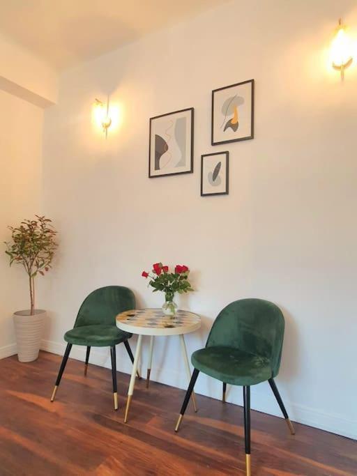 Studio Calea Victoriei * Bucharest