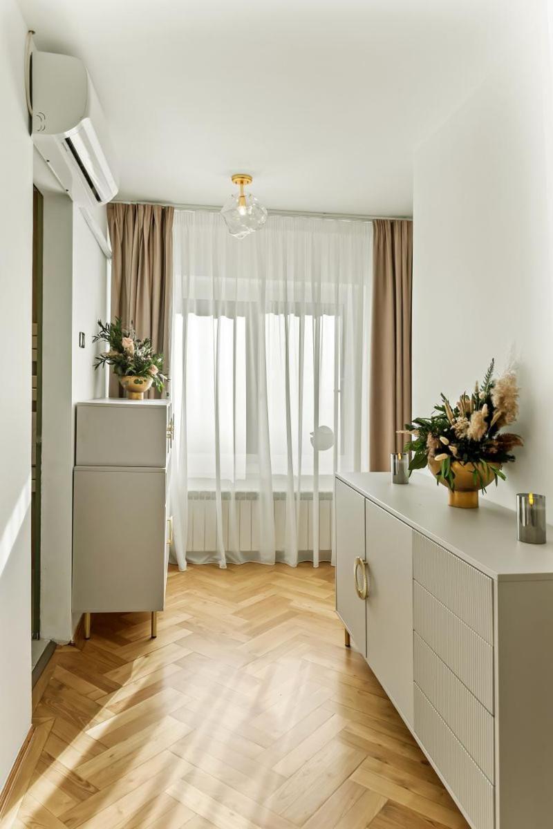 Apartamento Casa De Povesti - Calea Victoriei Bucareste