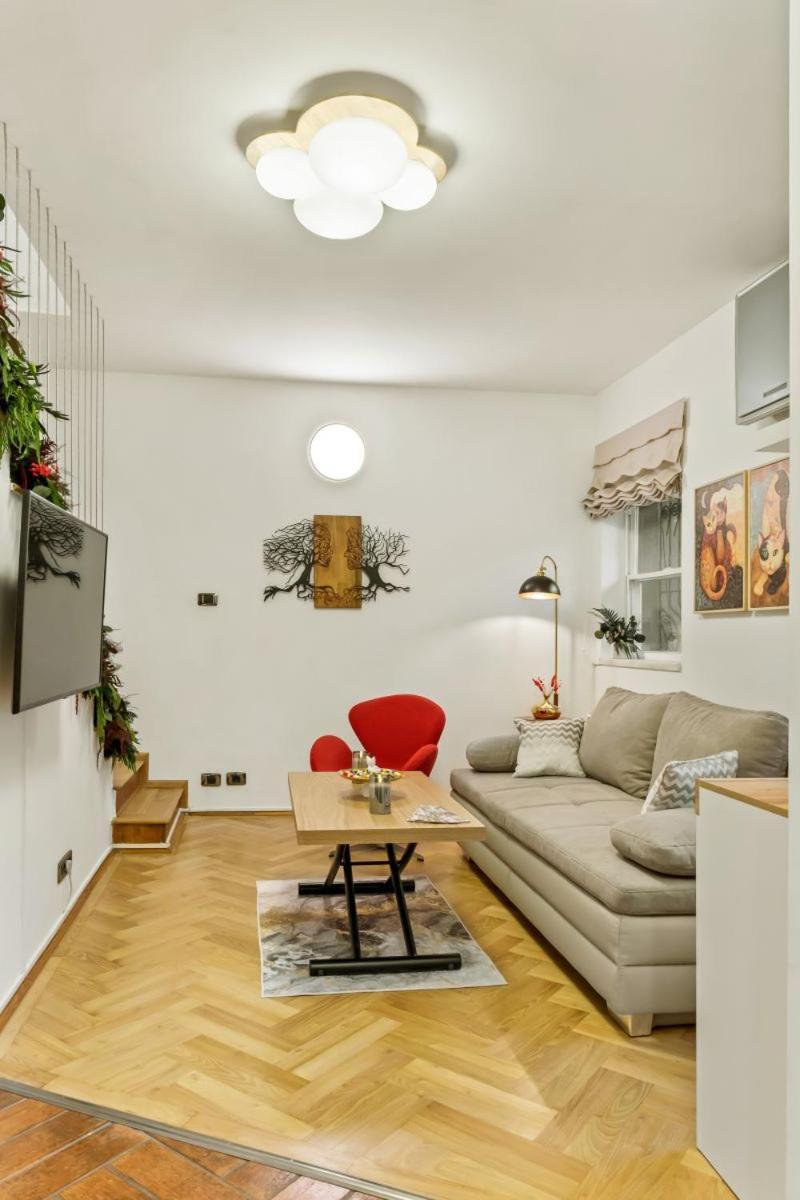 Casa De Povesti - Calea Victoriei Apartamento