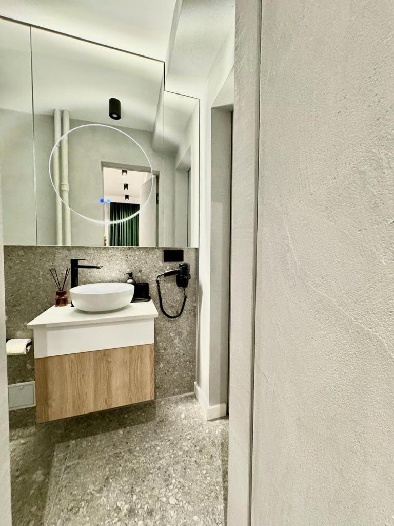 Chanttal Luxury - Boutique *