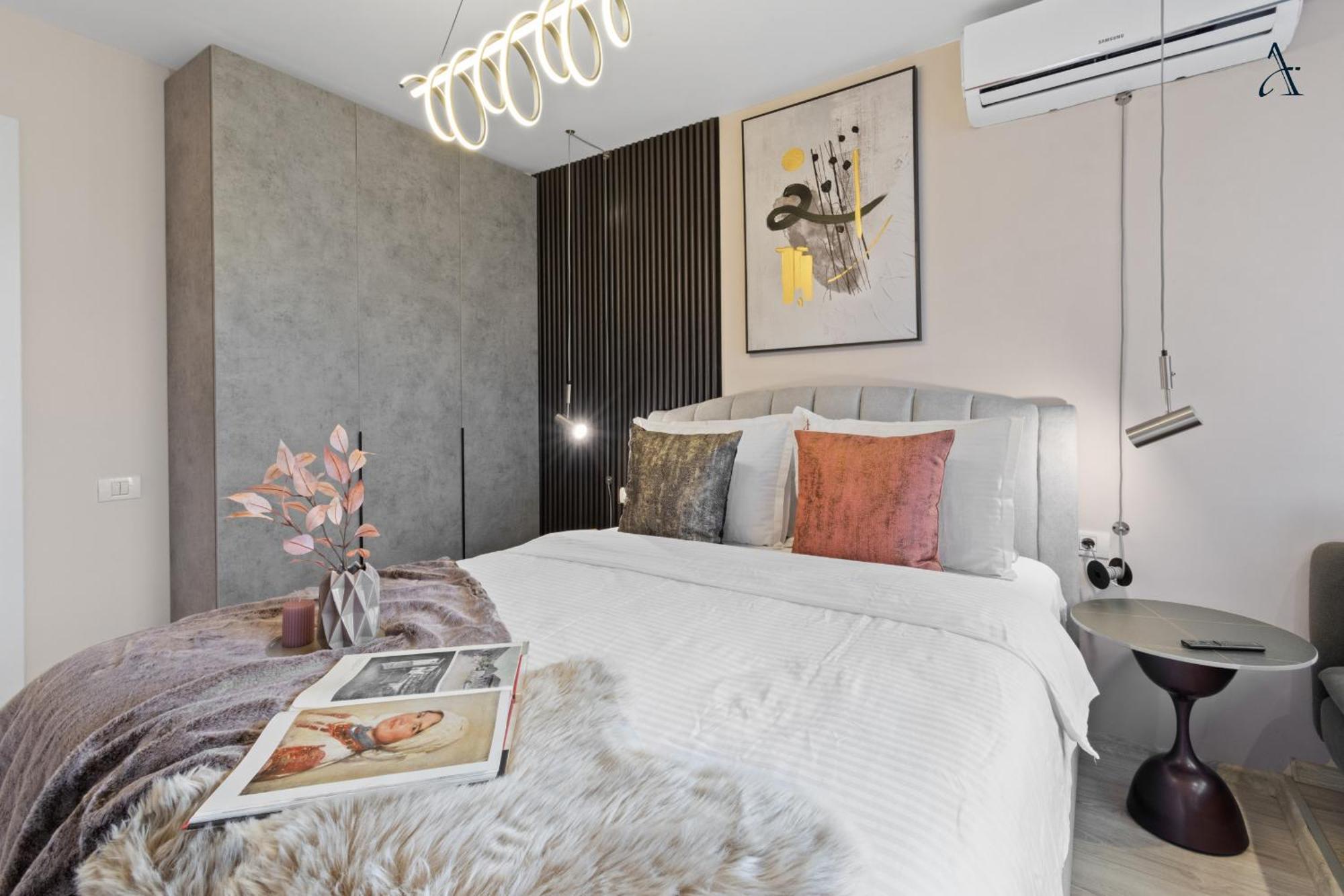 Rentforcomfort Penthouse Romana