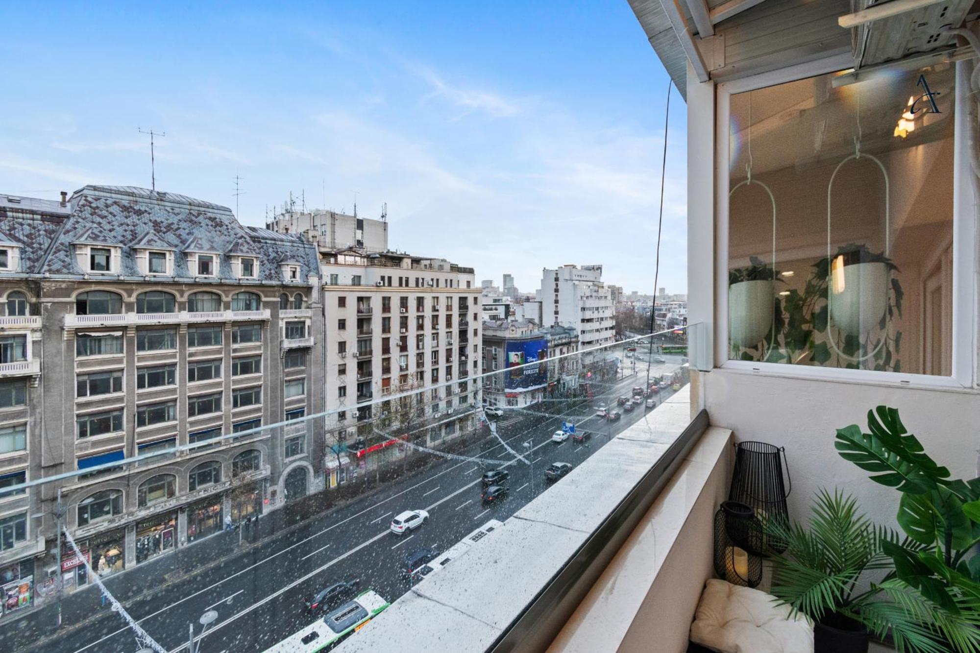 Rentforcomfort Penthouse Romana Apartment *