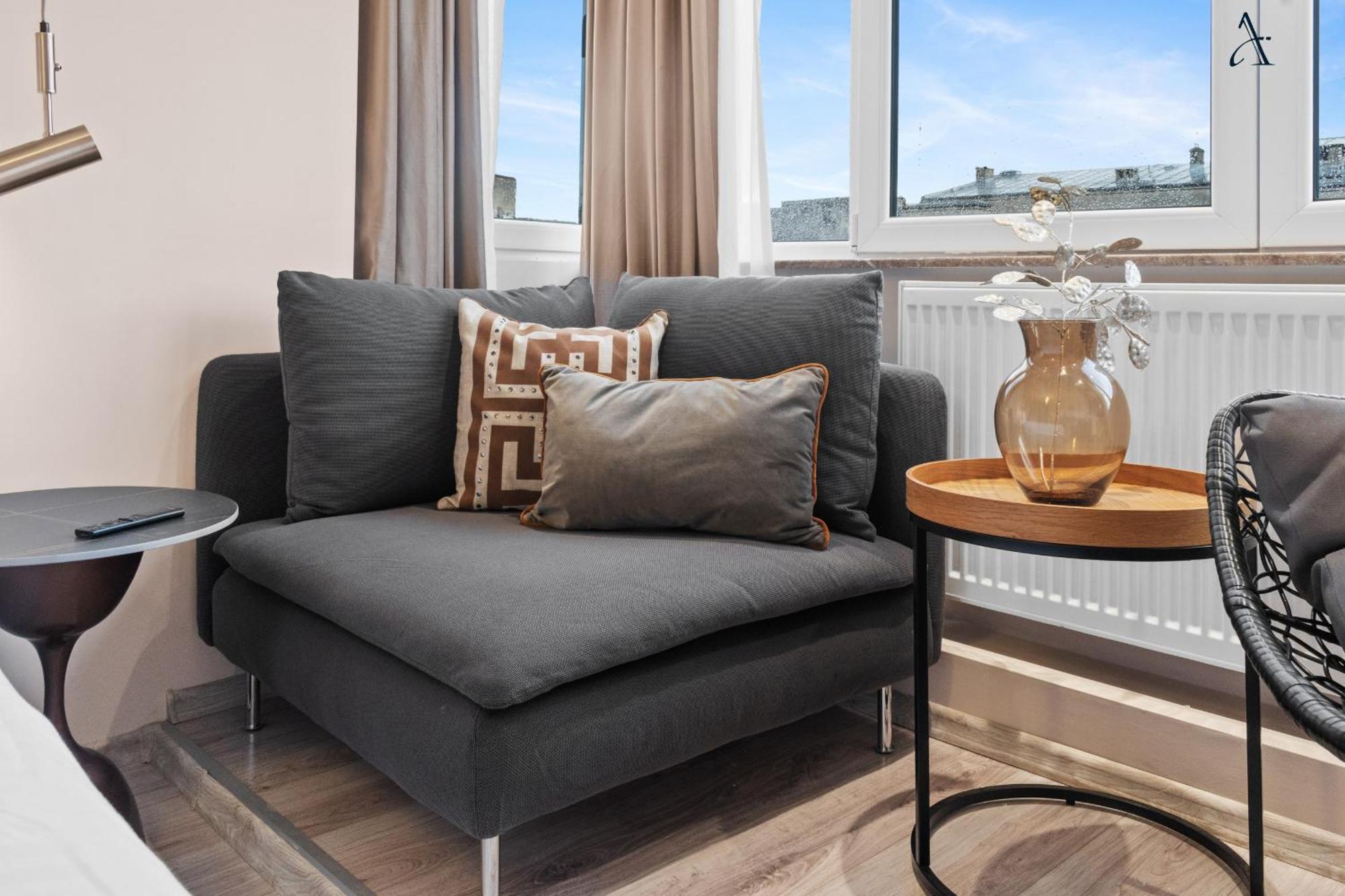 Rentforcomfort Penthouse Romana Bucharest