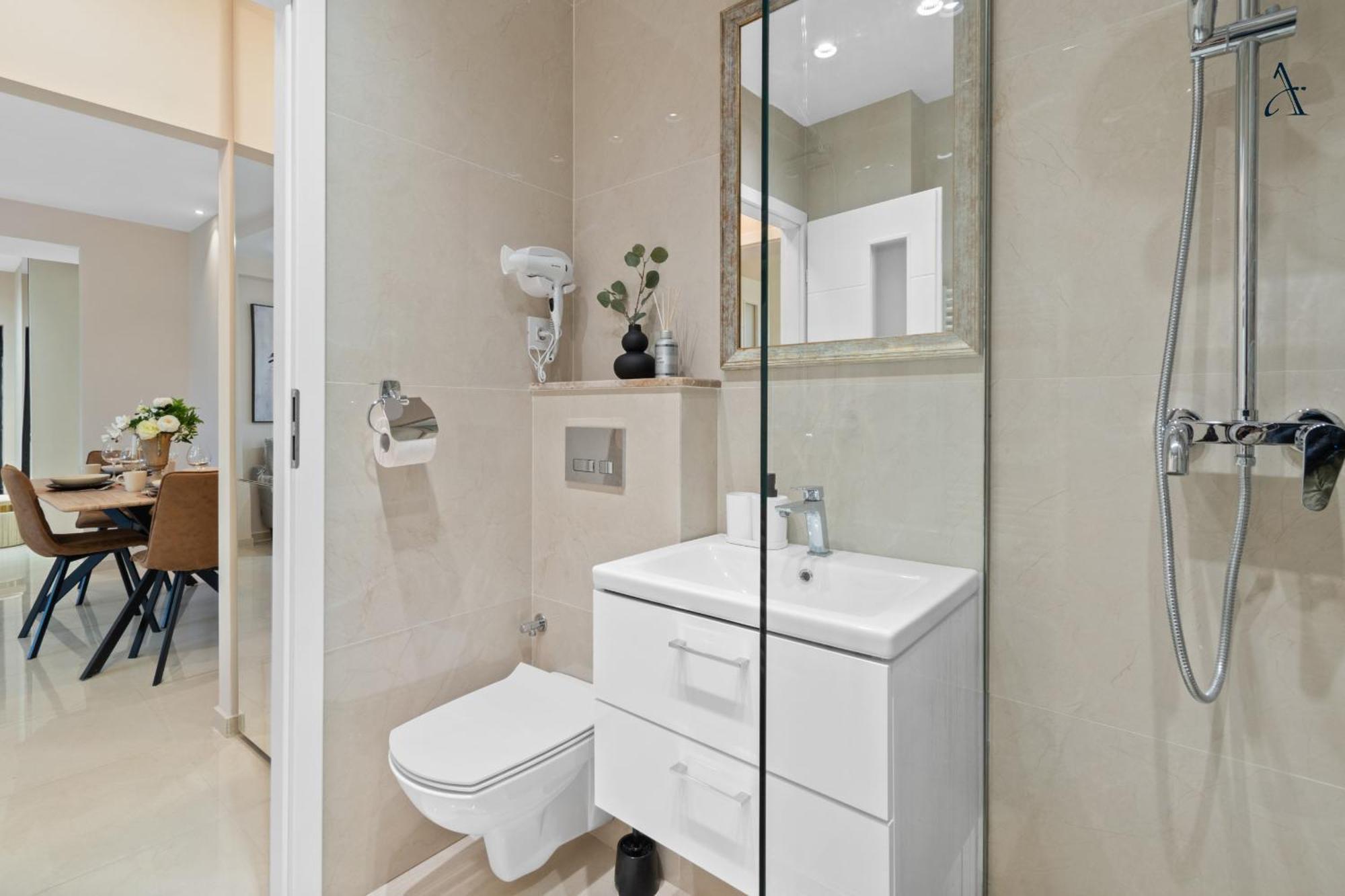 Rentforcomfort Penthouse Romana Apartment