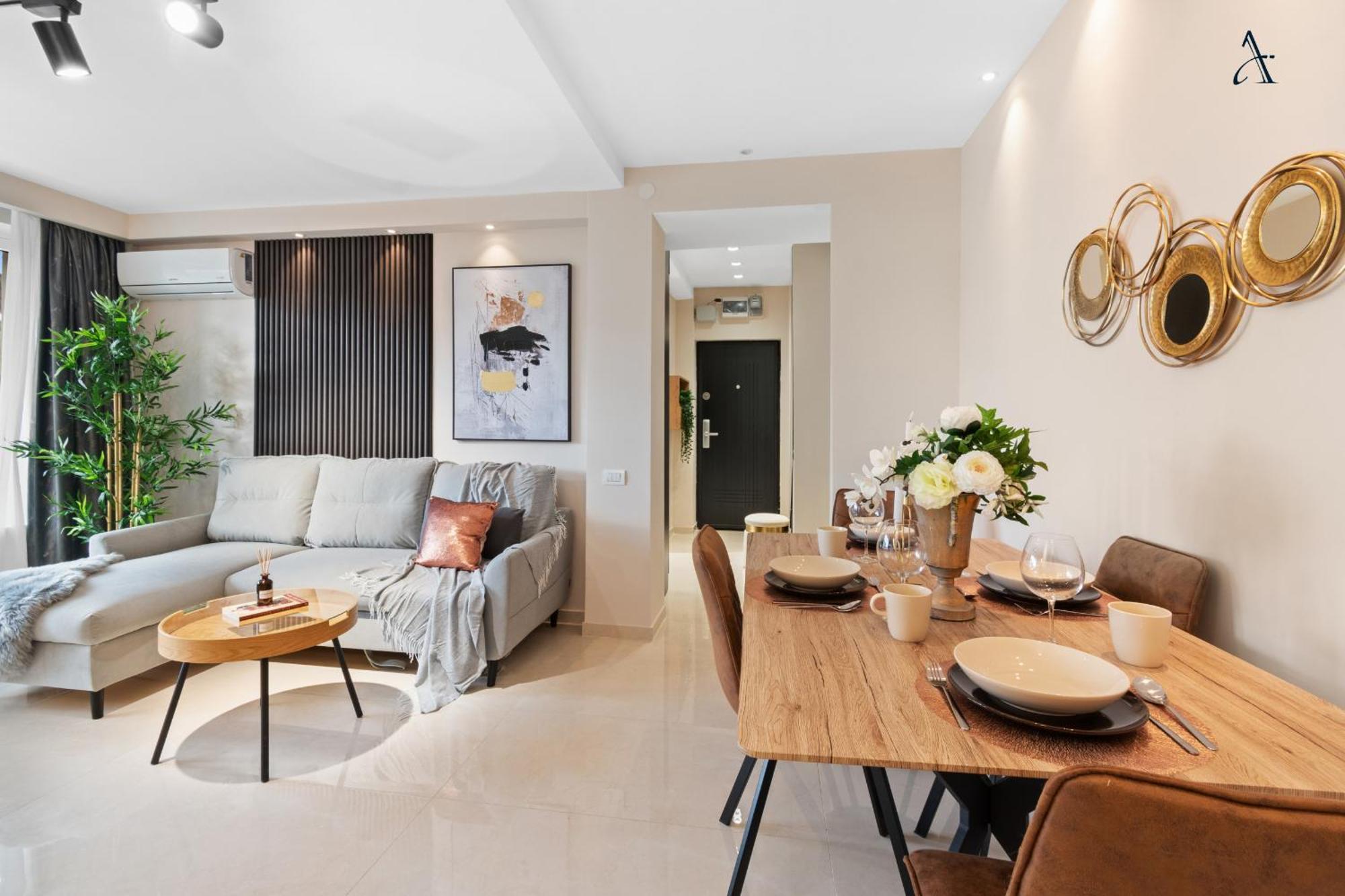 Rentforcomfort Penthouse Romana Apartment *