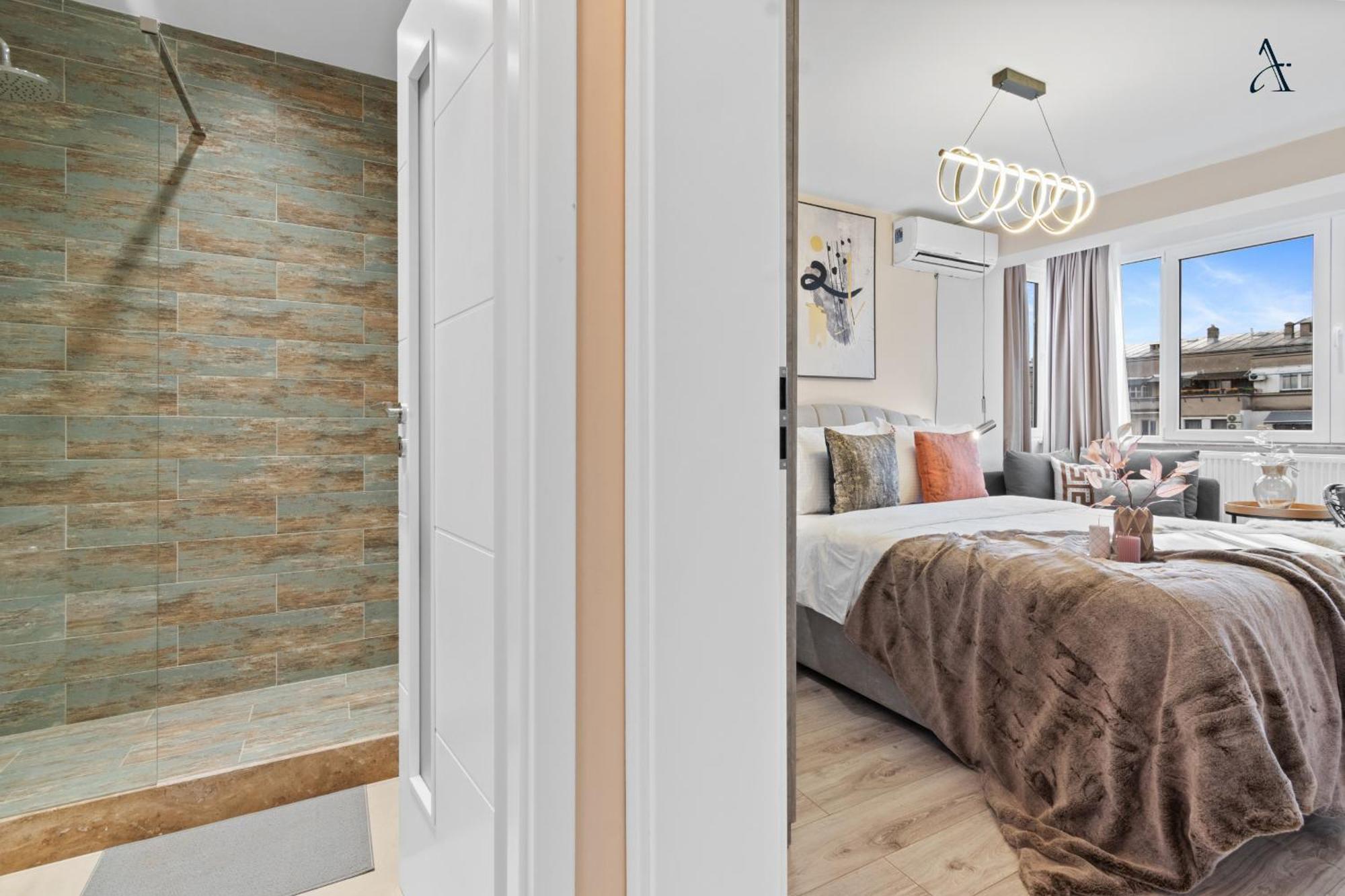 Rentforcomfort Penthouse Romana Apartment *
