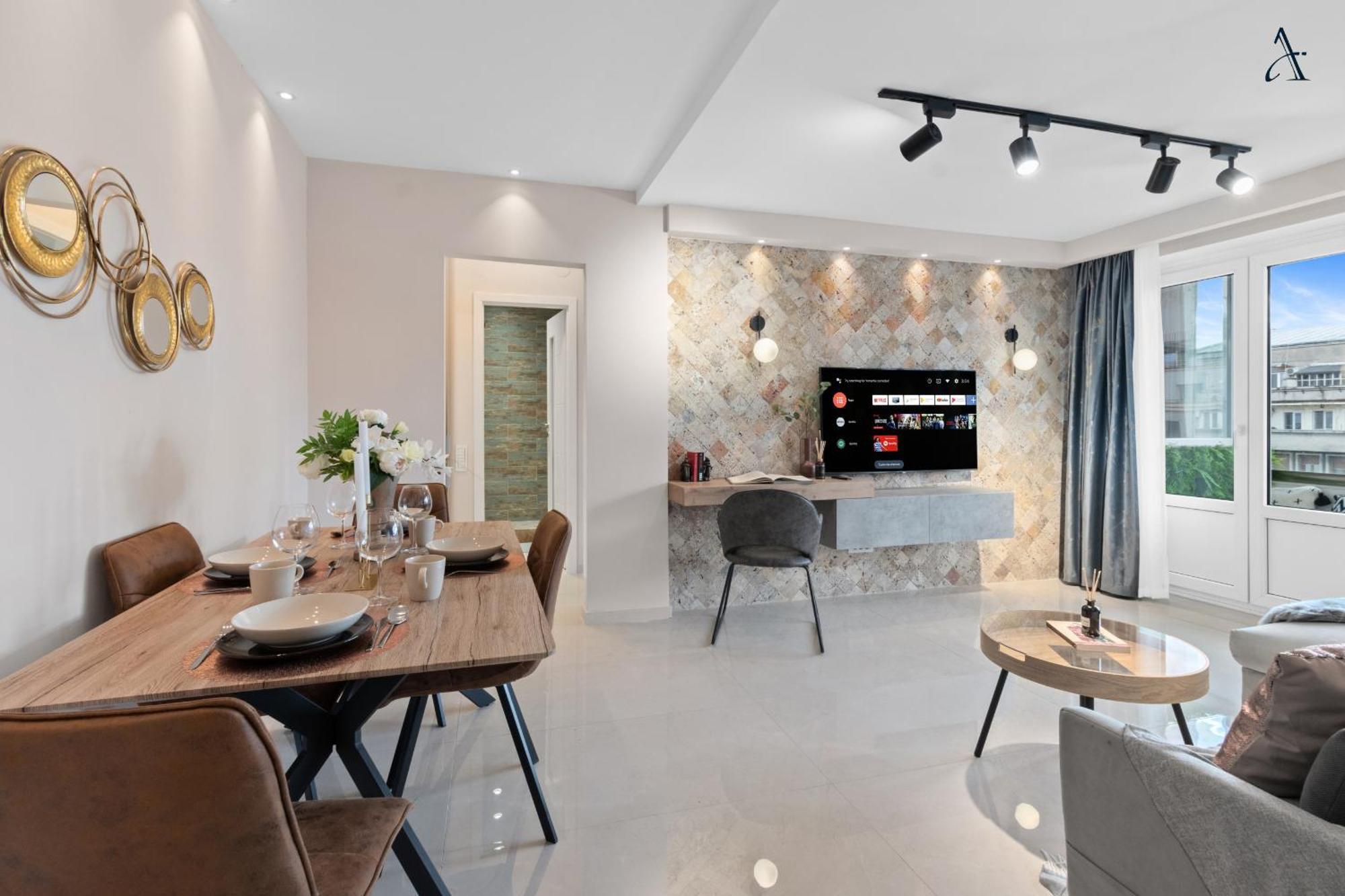 Apartment Rentforcomfort Penthouse Romana