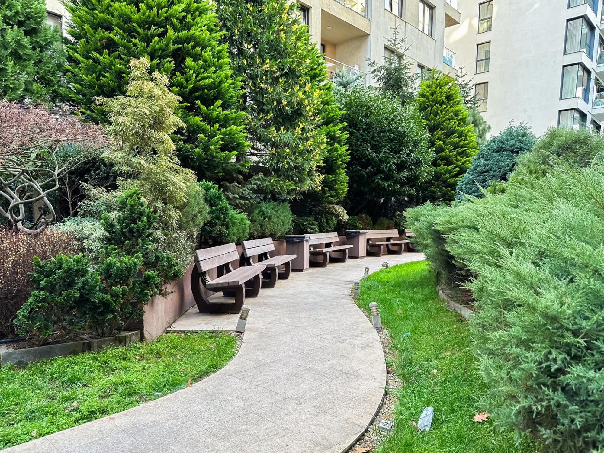 Garden - Herastrau Park 3min Walk Apartment