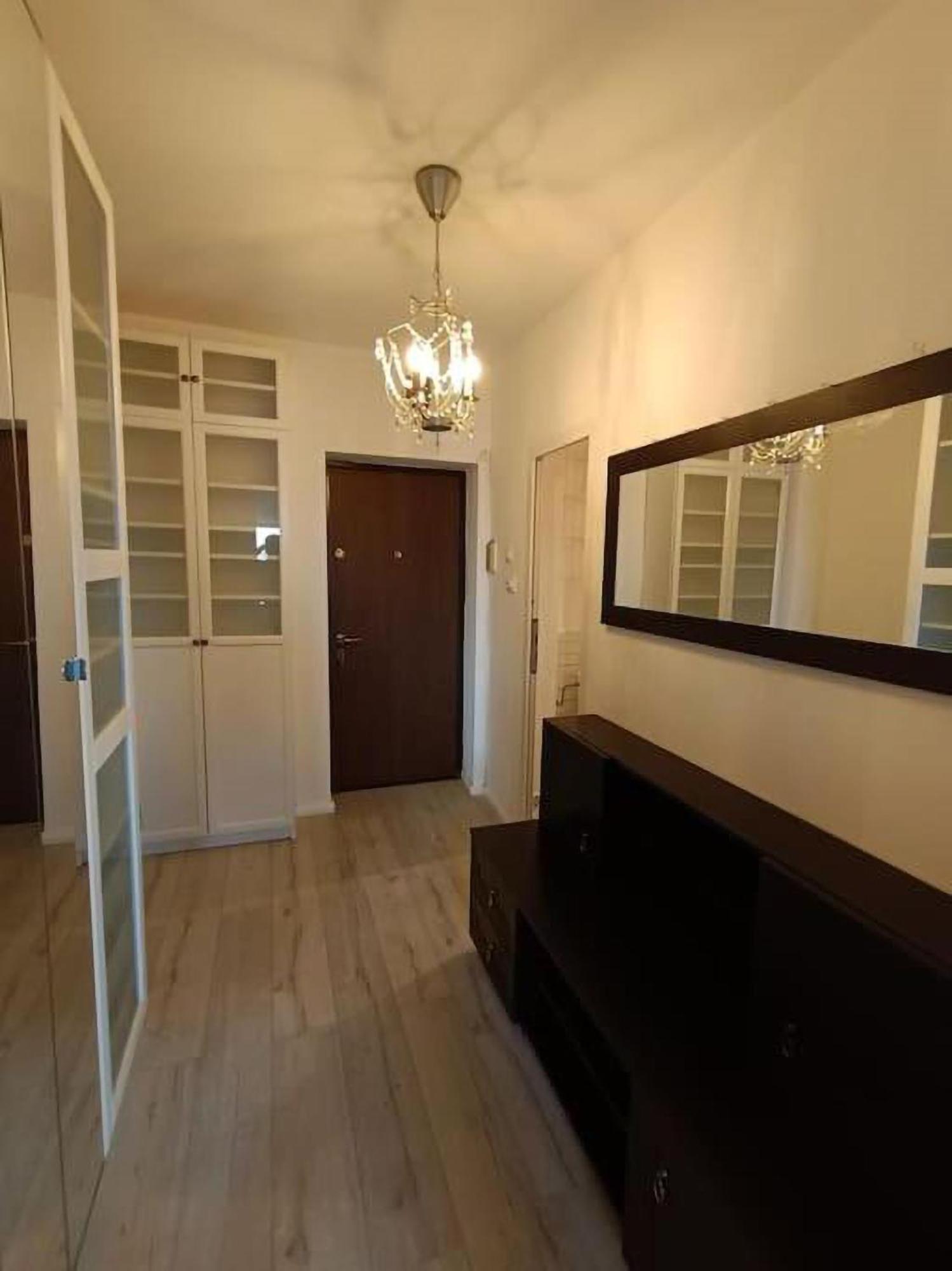 Superb 1br With Air Conditioner Bucureşti